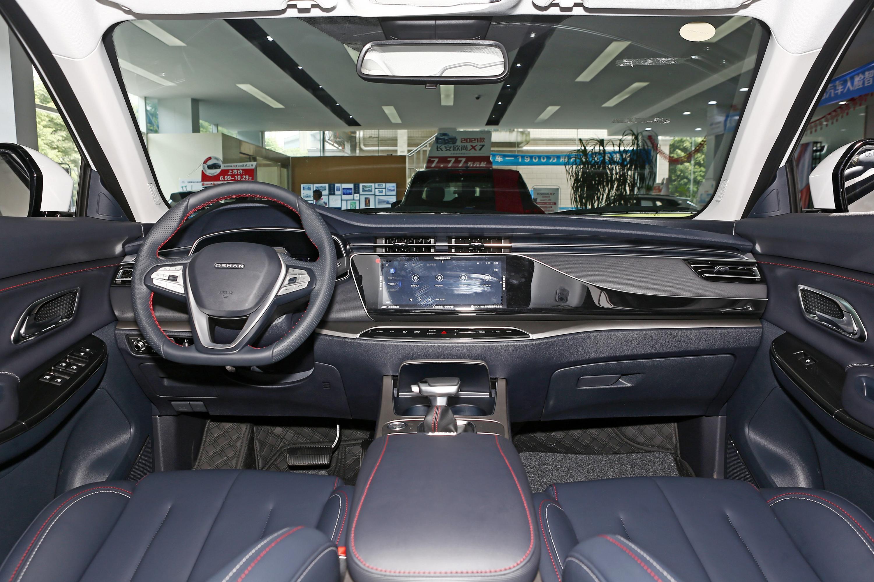 2021款长安欧尚x715t双离合geeker