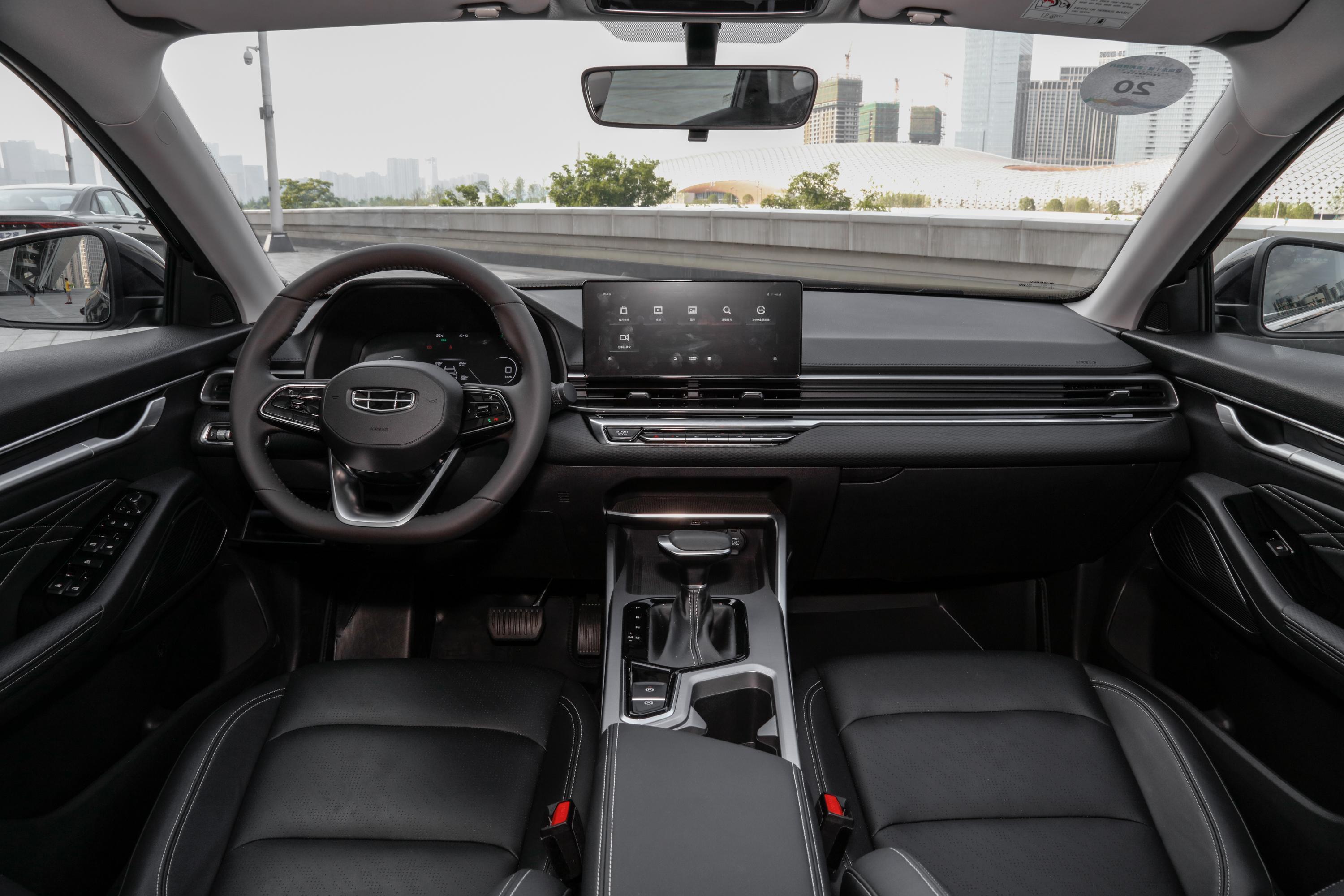 2022款 帝豪 第4代 1.5l cvt 尊贵型内饰