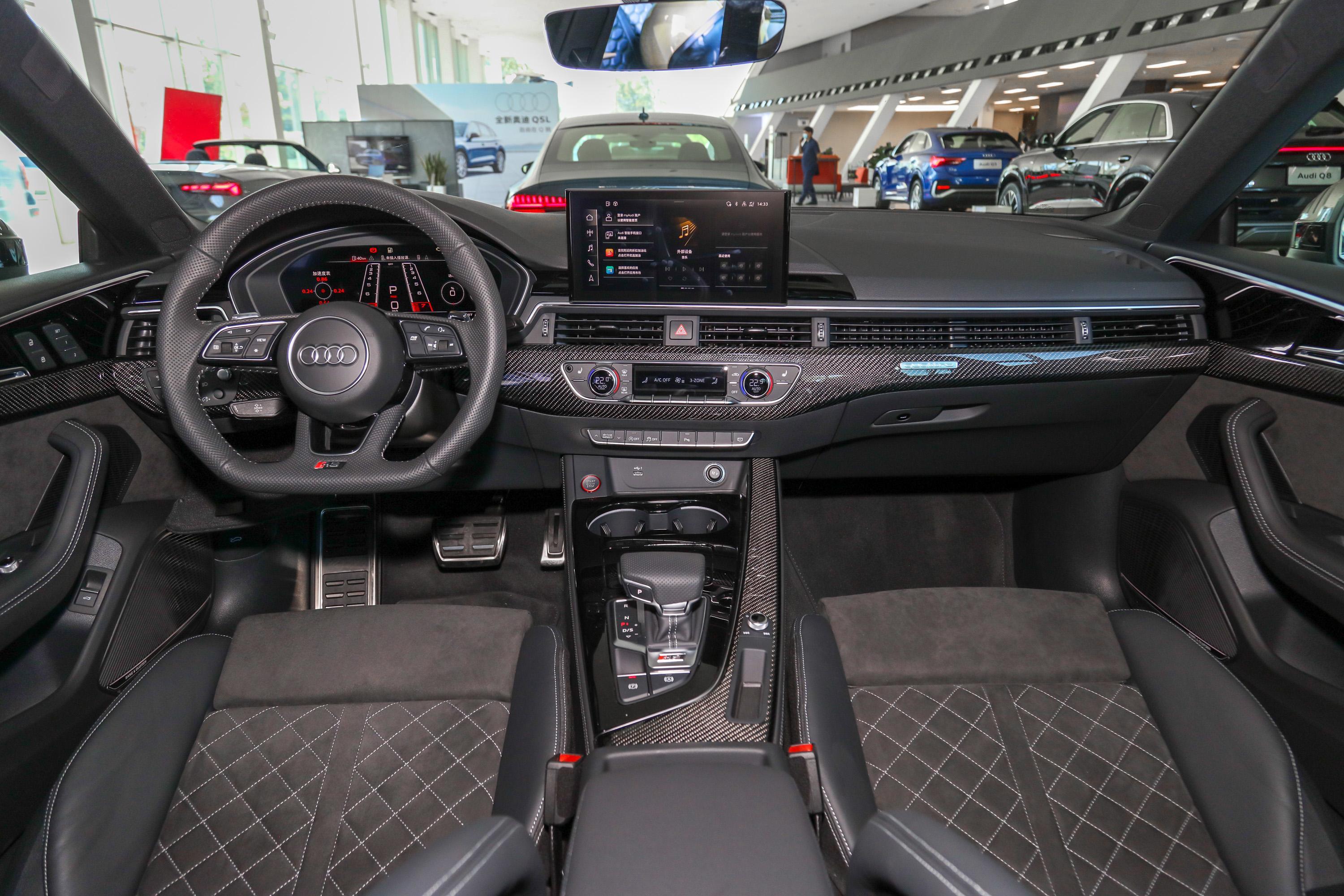 2021款 奥迪rs 5 2.9t sportback内饰