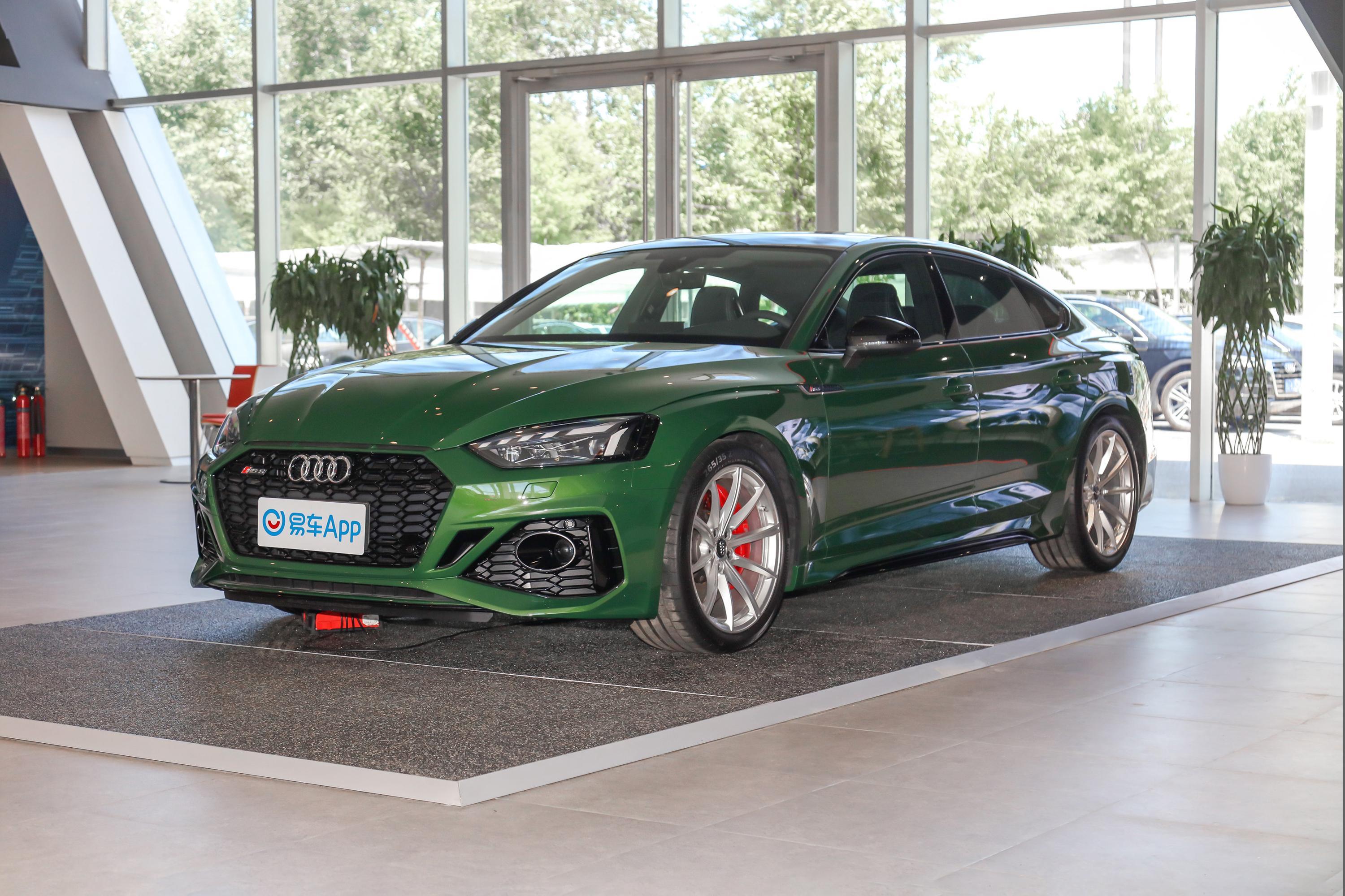 2021款奥迪rs529tcoupe