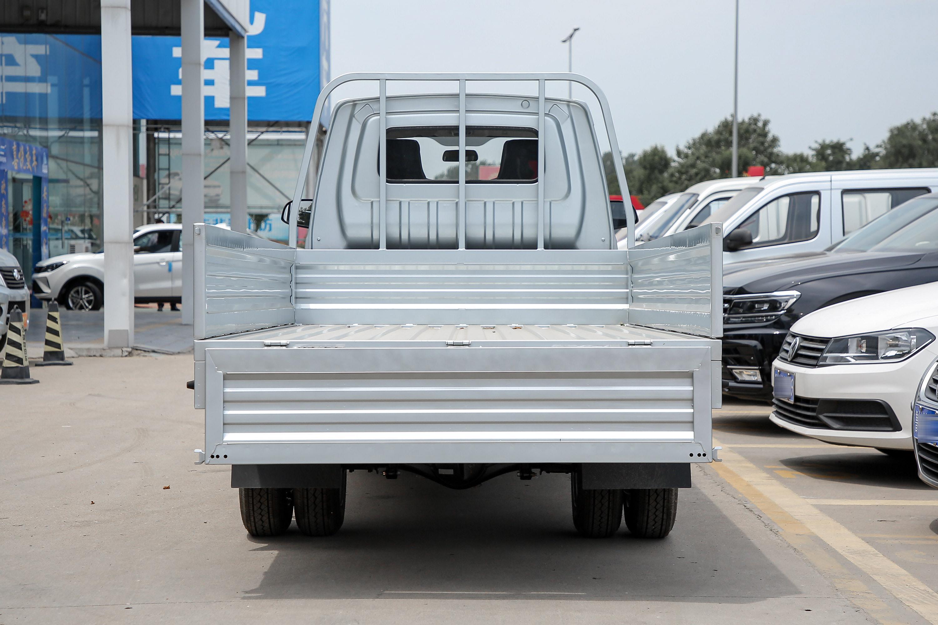 2019款长安星卡l系列l115l手动加宽单排货车标准型国vi