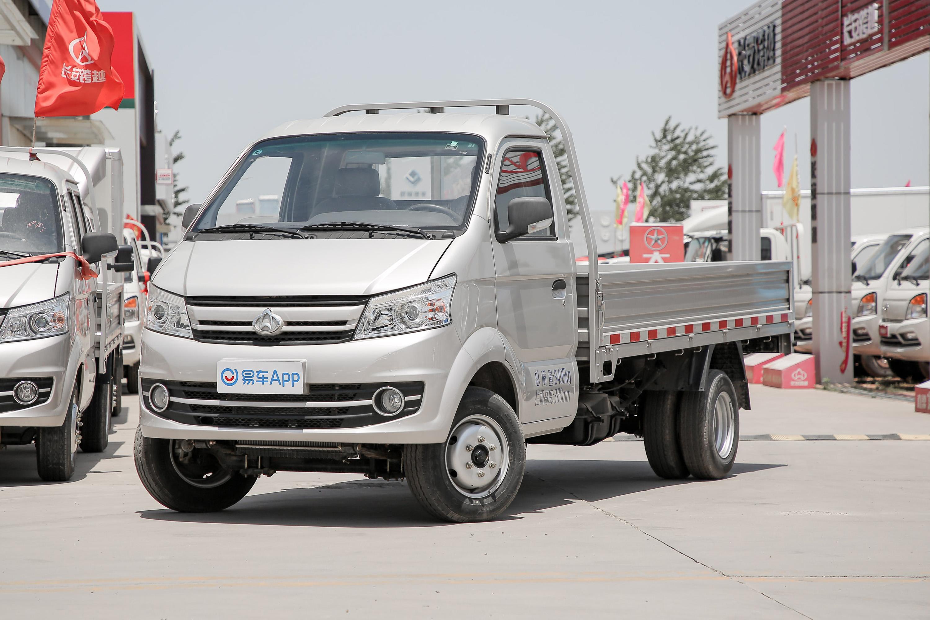 2021款跨越王x5东安16l122马力34米仓栅单排后双轮舒适版汽油国Ⅵ