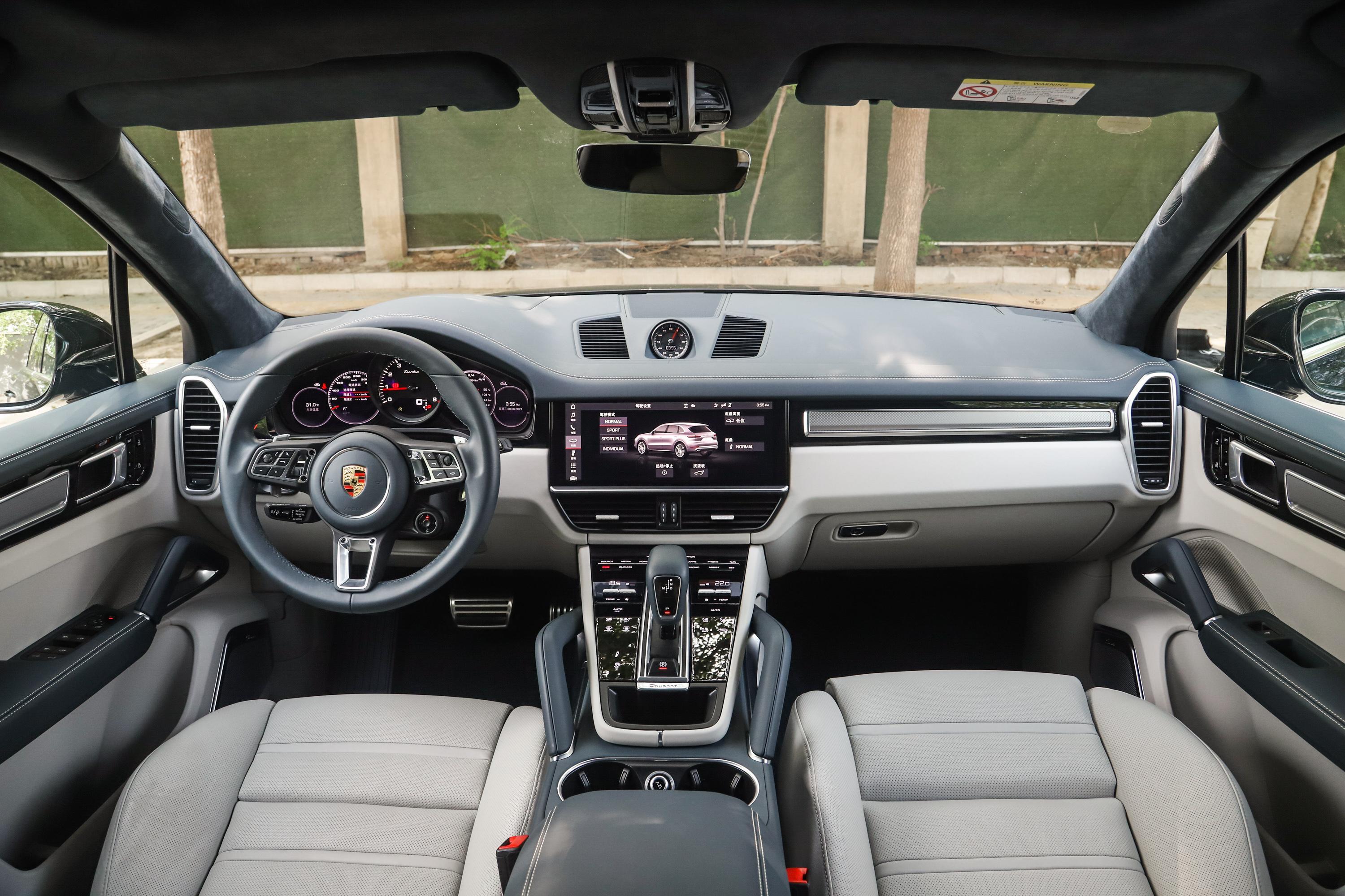 cayenne turbo汽车报价_图片_参数配置】-易车_宝安保时捷中心