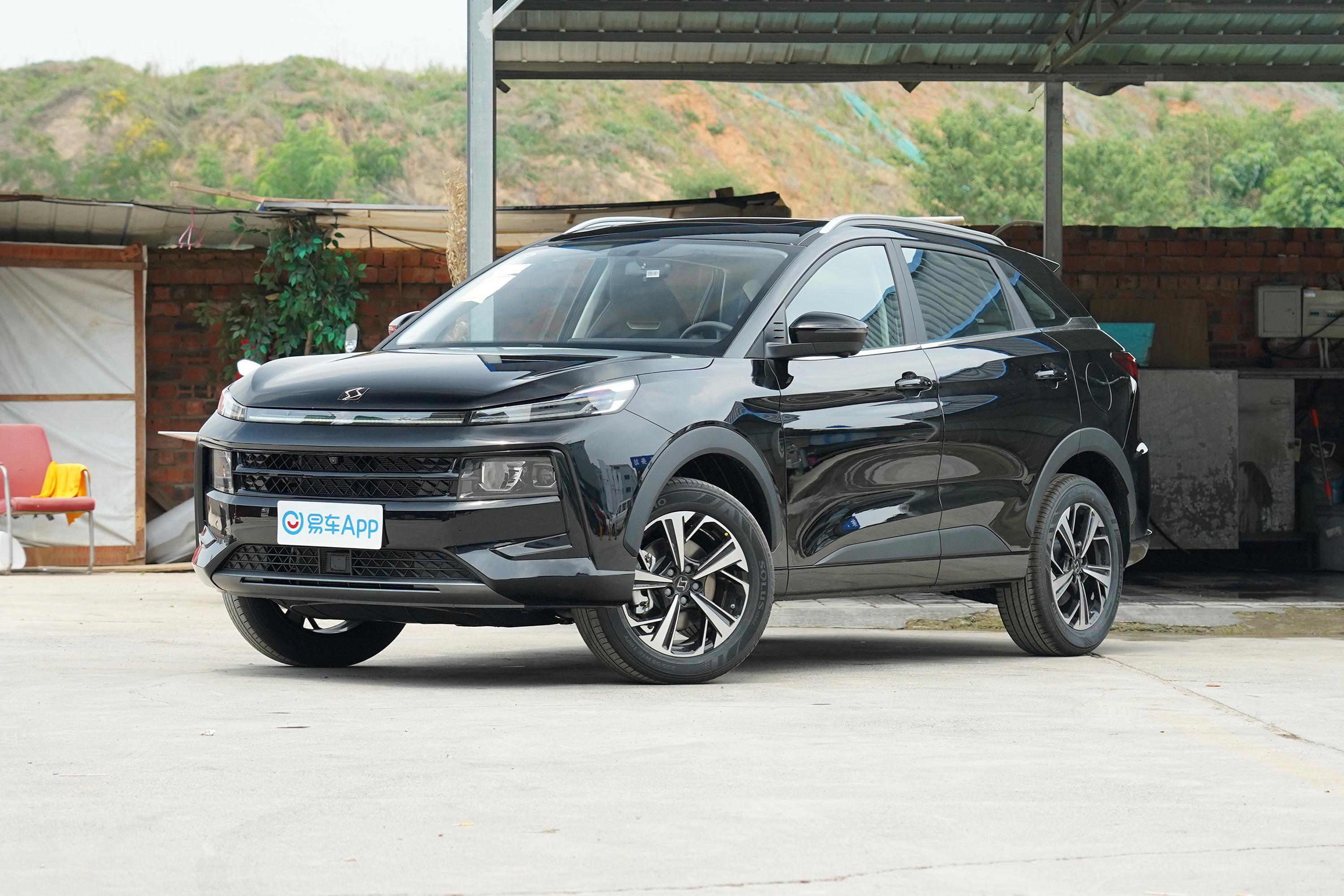 2021款思皓qx300t双离合尊贵智联型