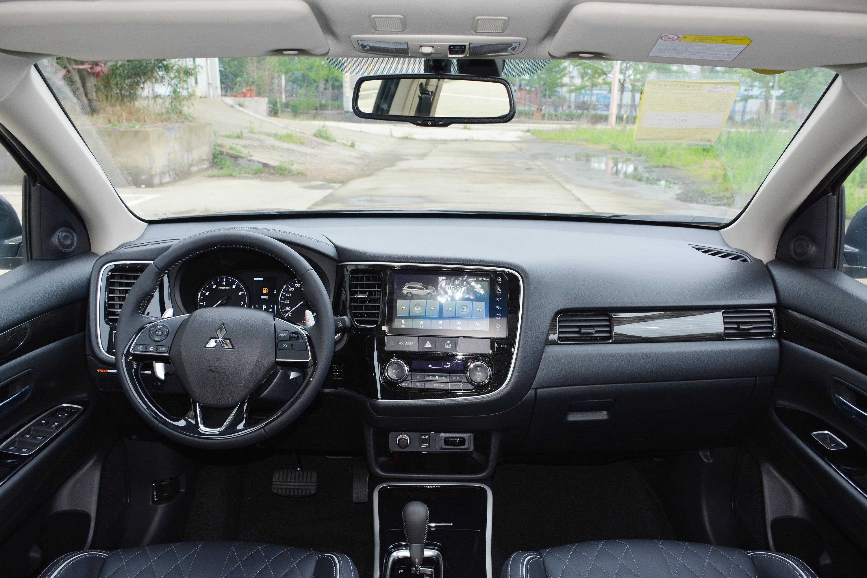 2021款欧蓝德24lcvt四驱致享版5座