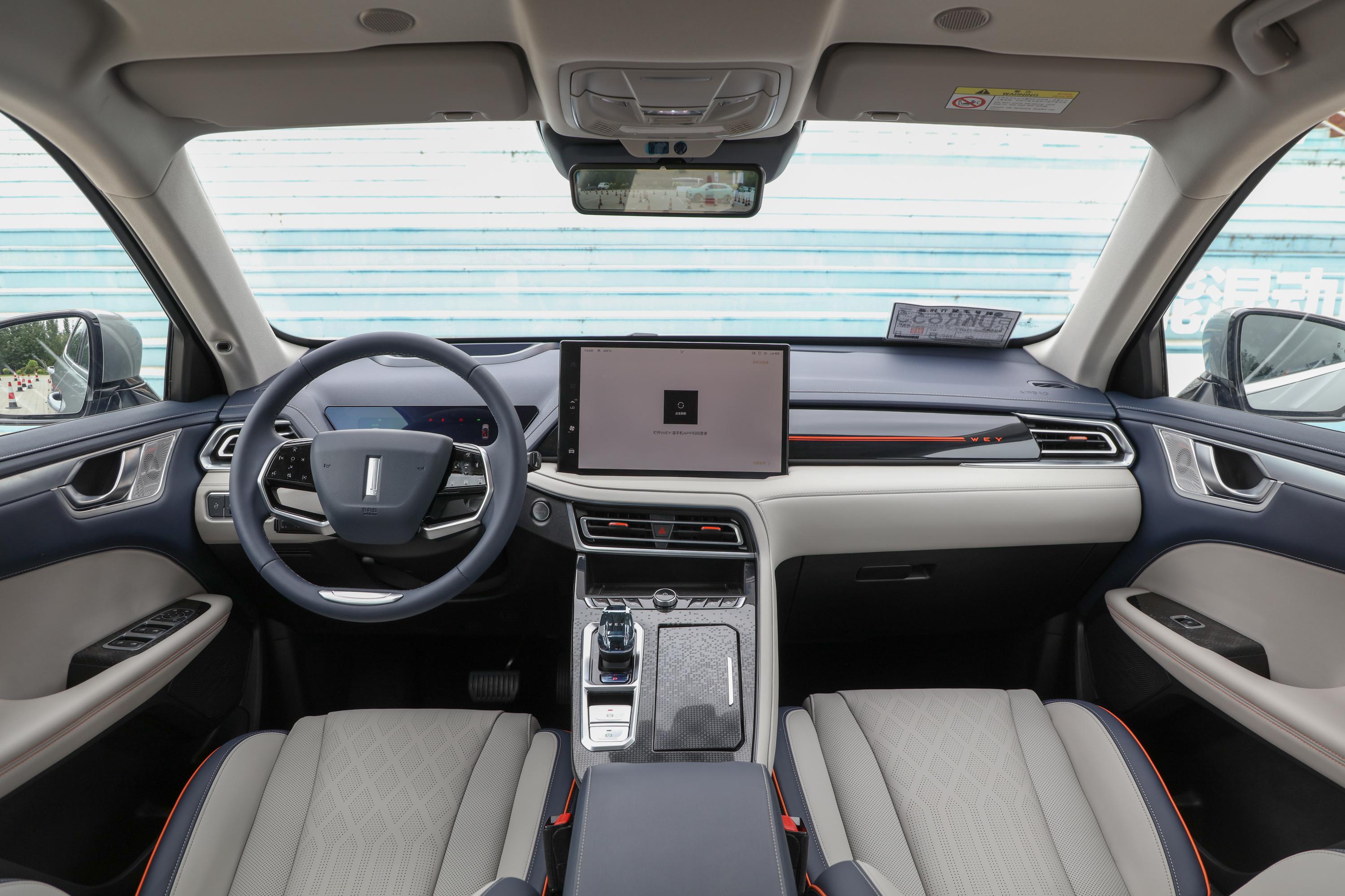 2021款 玛奇朵dht 1.5l dht大师版内饰