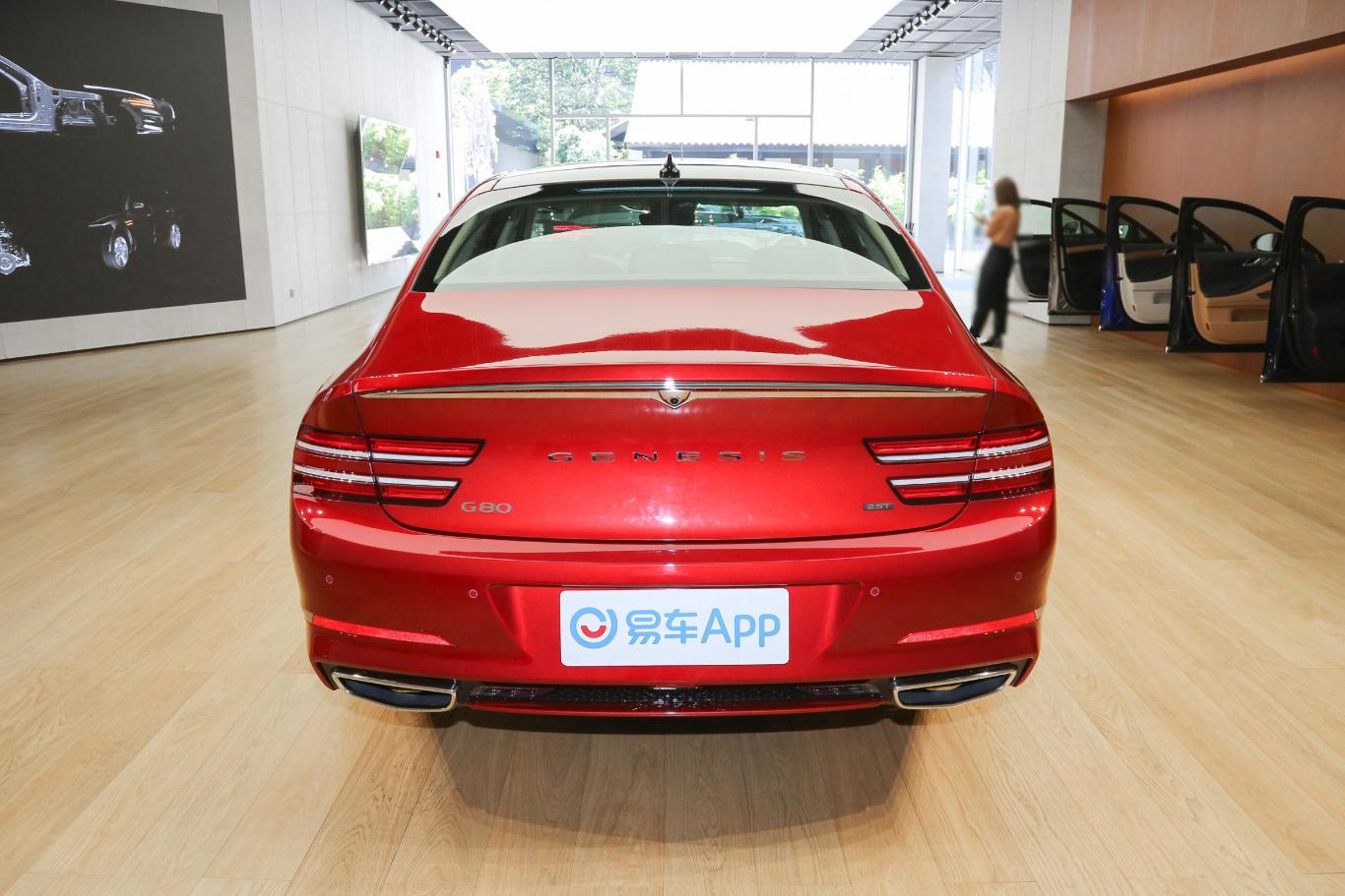 【捷尼赛思G802.5T 两驱 旗舰版正后水平图片-汽车图片大全】-易车