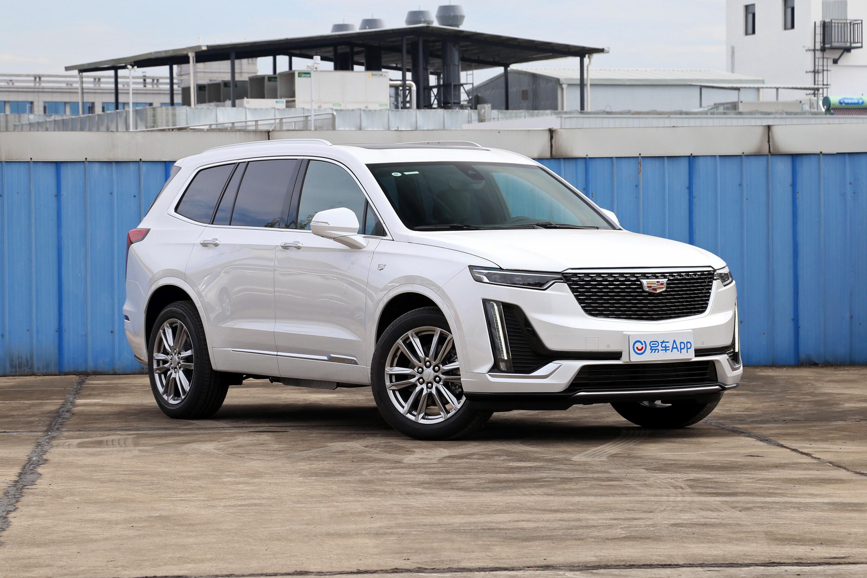 2022款 凯迪拉克xt6 轻混 2.0t 四驱豪华型 6座外观