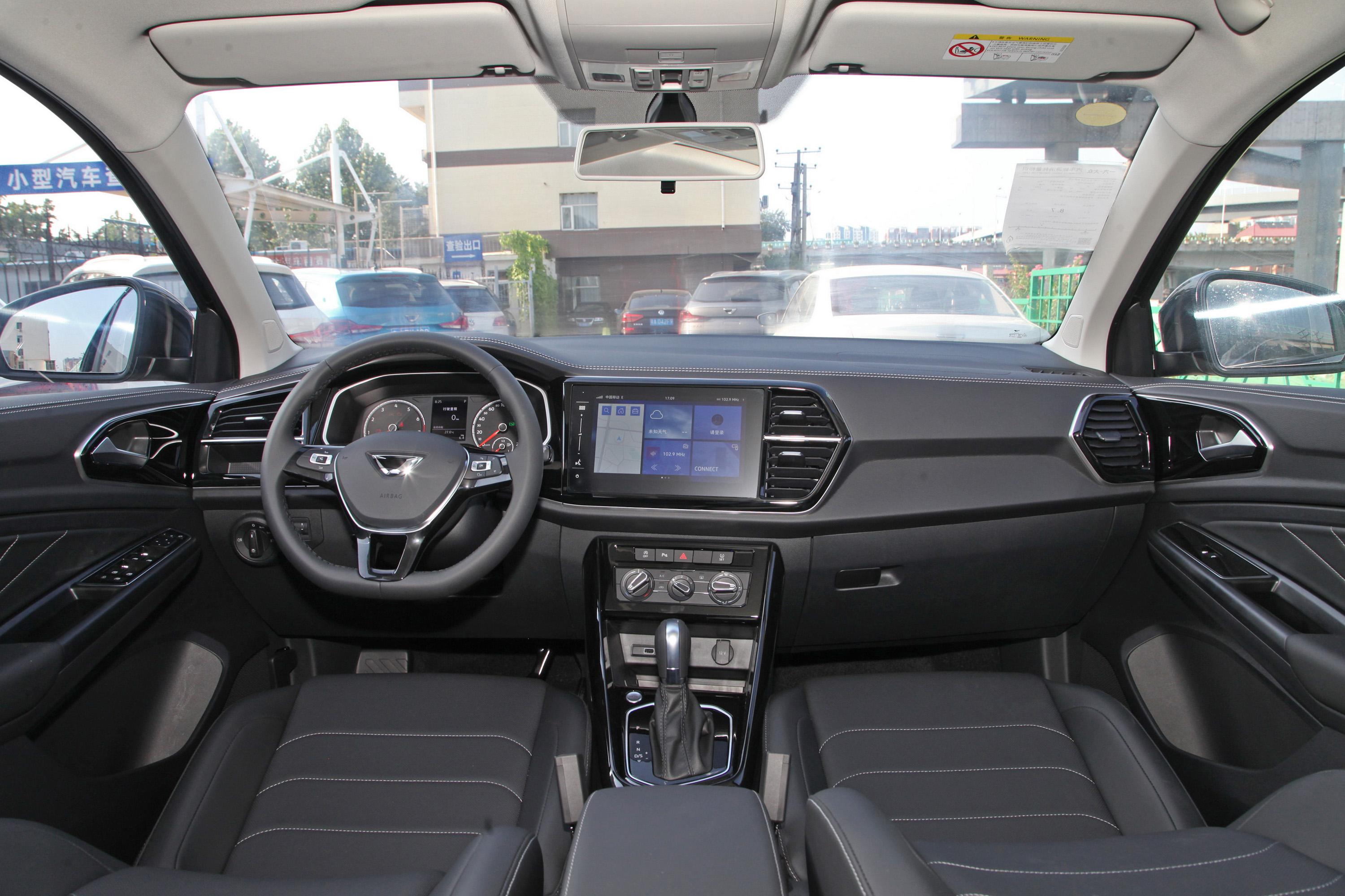 2021款 捷达vs7 280tsi 手自一体 悦享黑锋版内饰