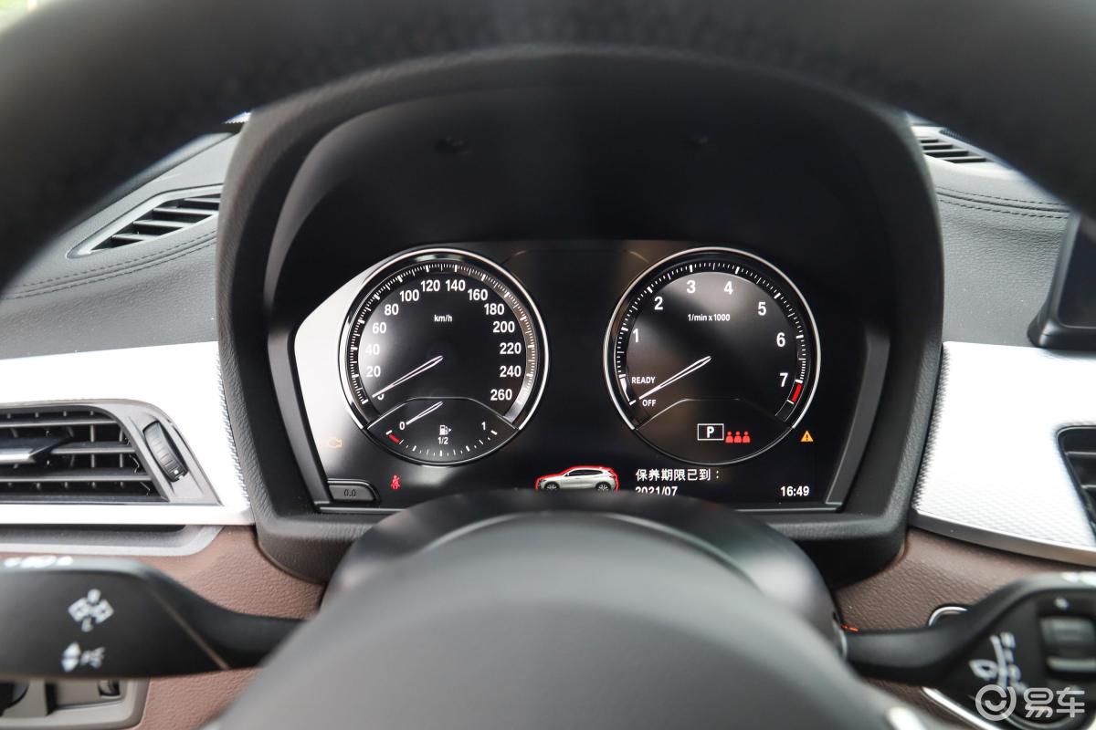 【宝马x22021款改款 sdrive25i 曜夜版仪表盘汽车图片-汽车图片大全】