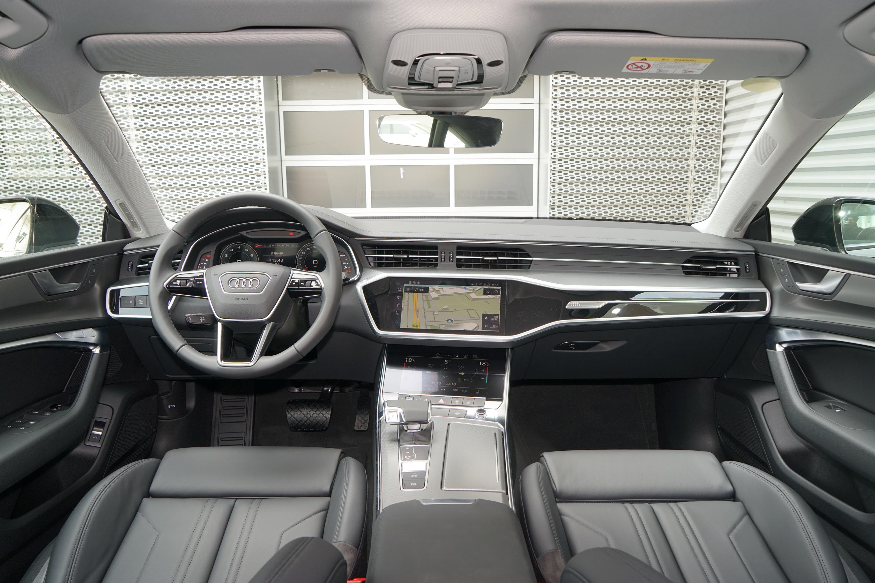 2021款 奥迪a7 45 tfsi 臻选型内饰