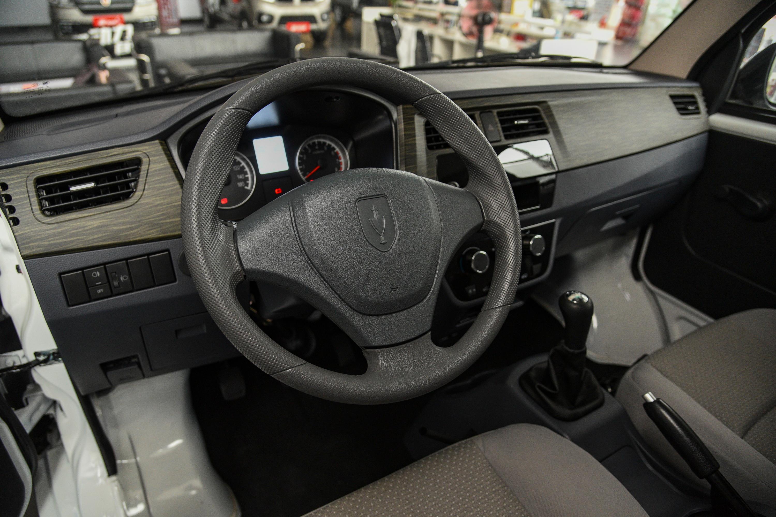 2021款 小海狮x30 厢货 1.5l 手动 财富单蒸空调版 2/5座 国vi内饰