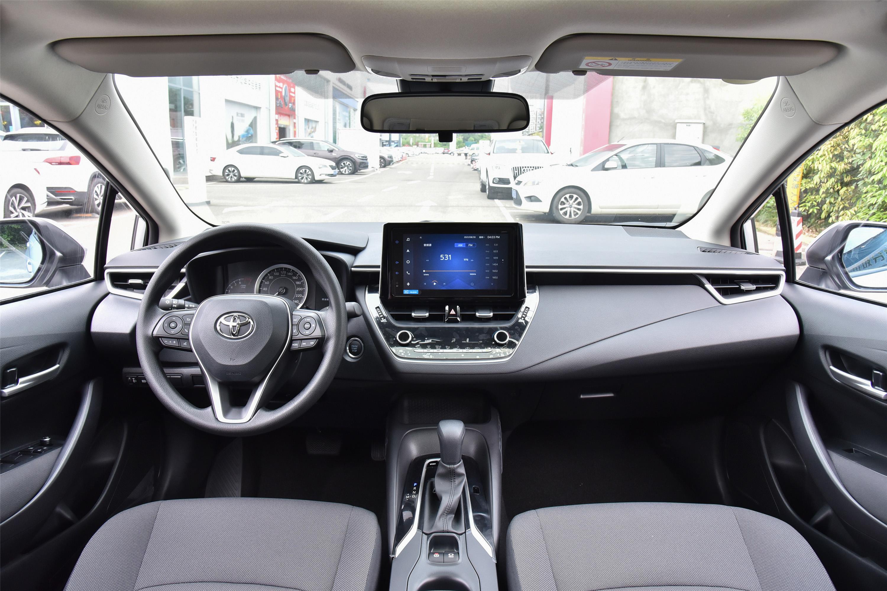 2021款 卡罗拉 1.5l cvt 精英版内饰