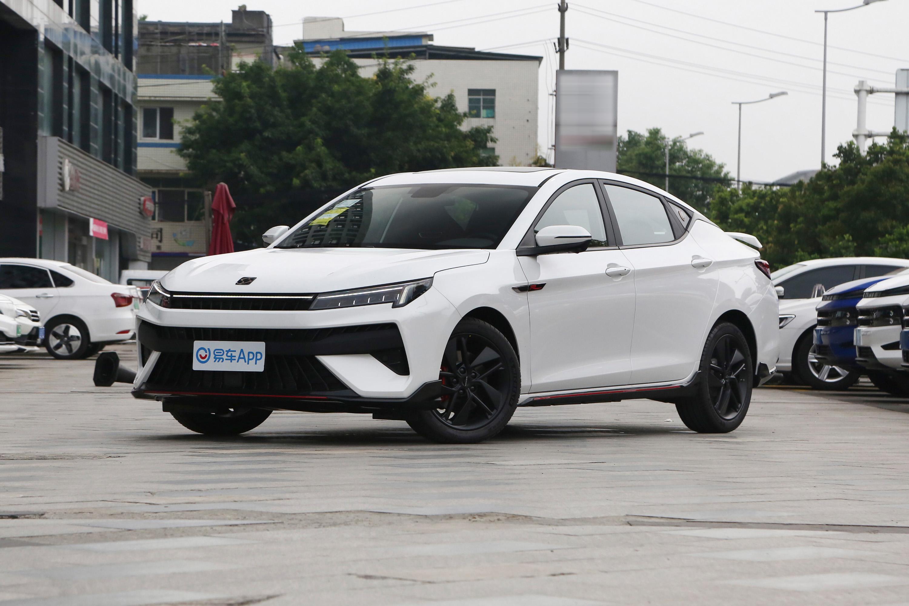 2021款思皓曜15tgdi双离合穿云race版