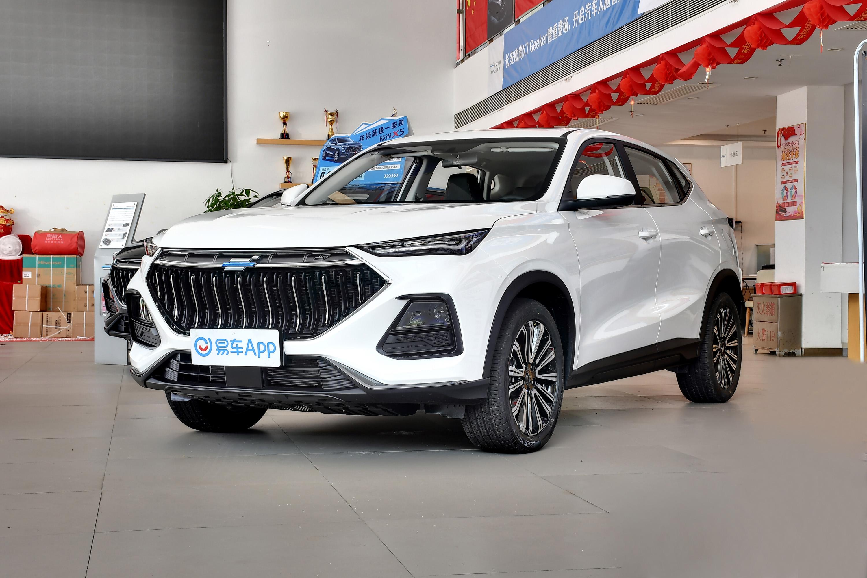 2021款长安欧尚x516lcvt青春版