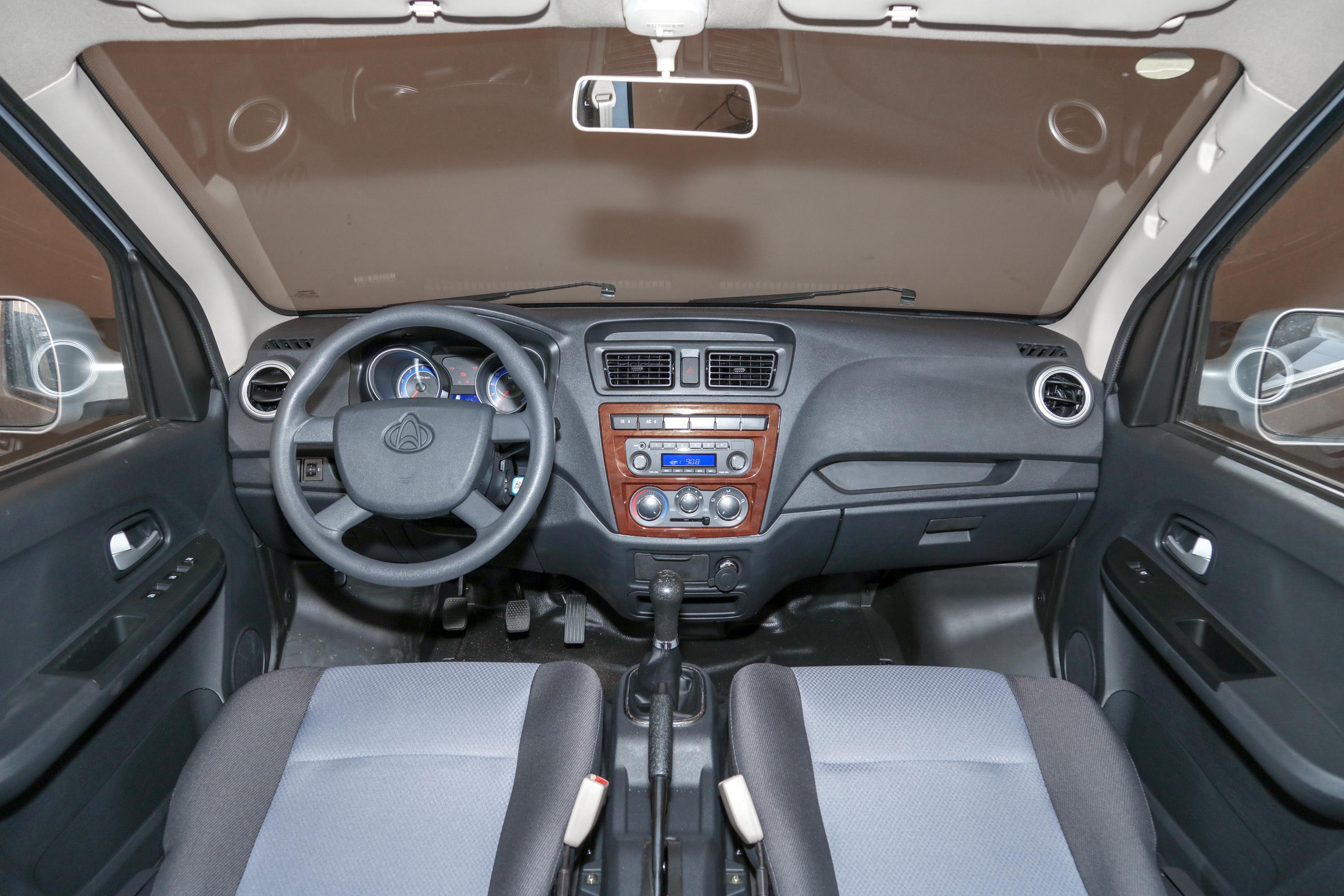 2020款 睿行m60 1.5l 手动 厢货标准型 5座 国vi内饰