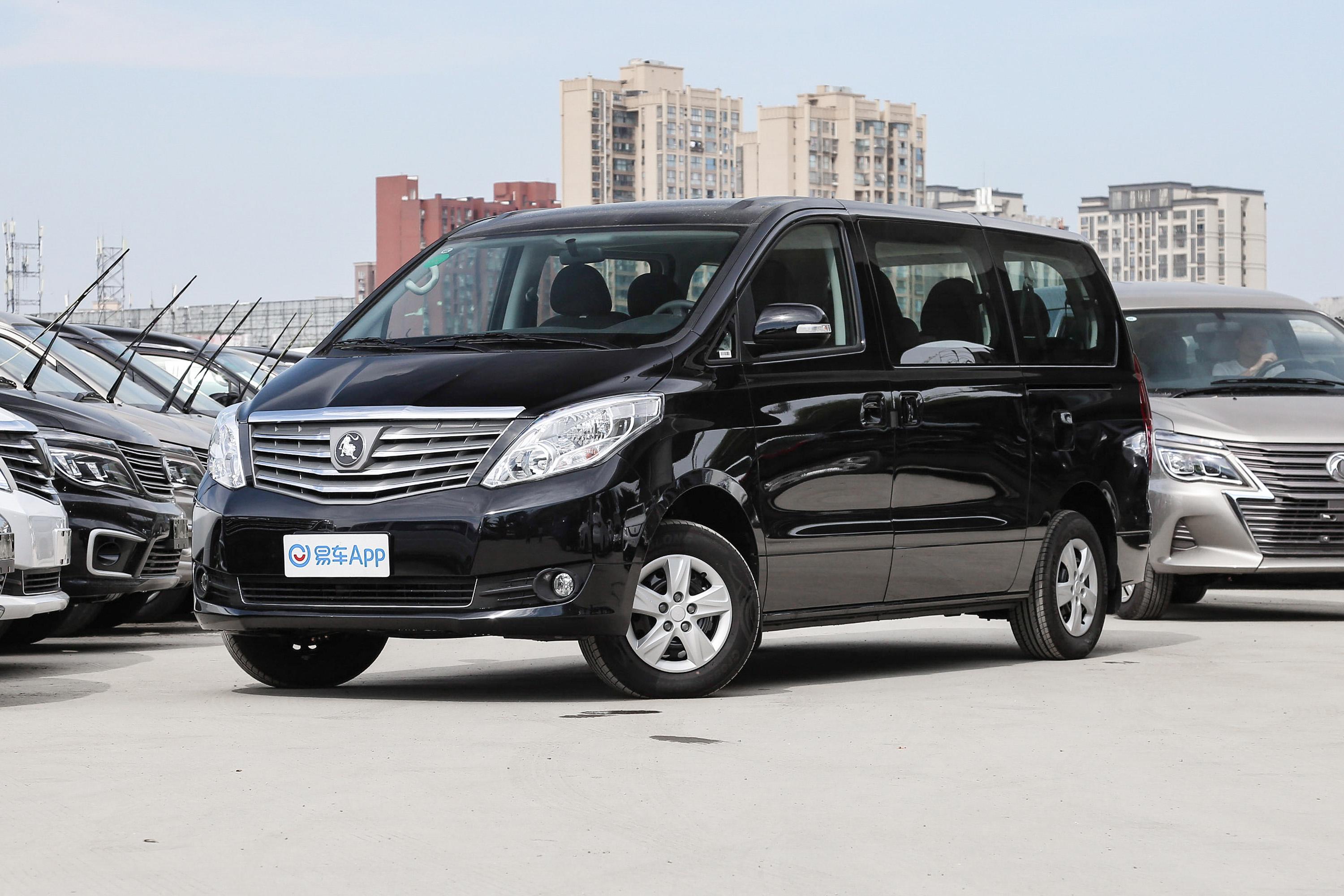 2021款菱智plus旅行版20l手动舒适型9座