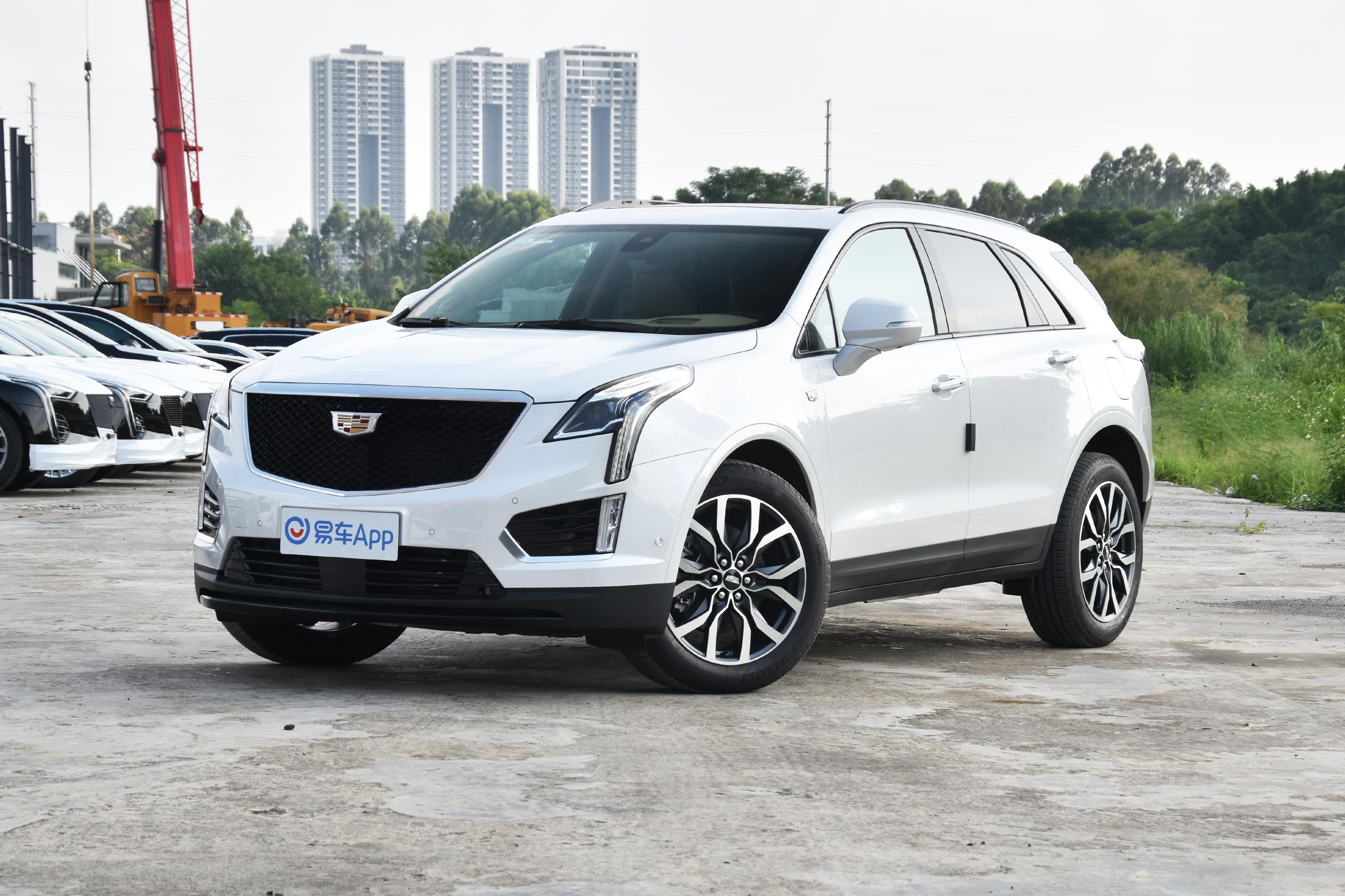 2022款凯迪拉克xt5轻混动20t四驱铂金型