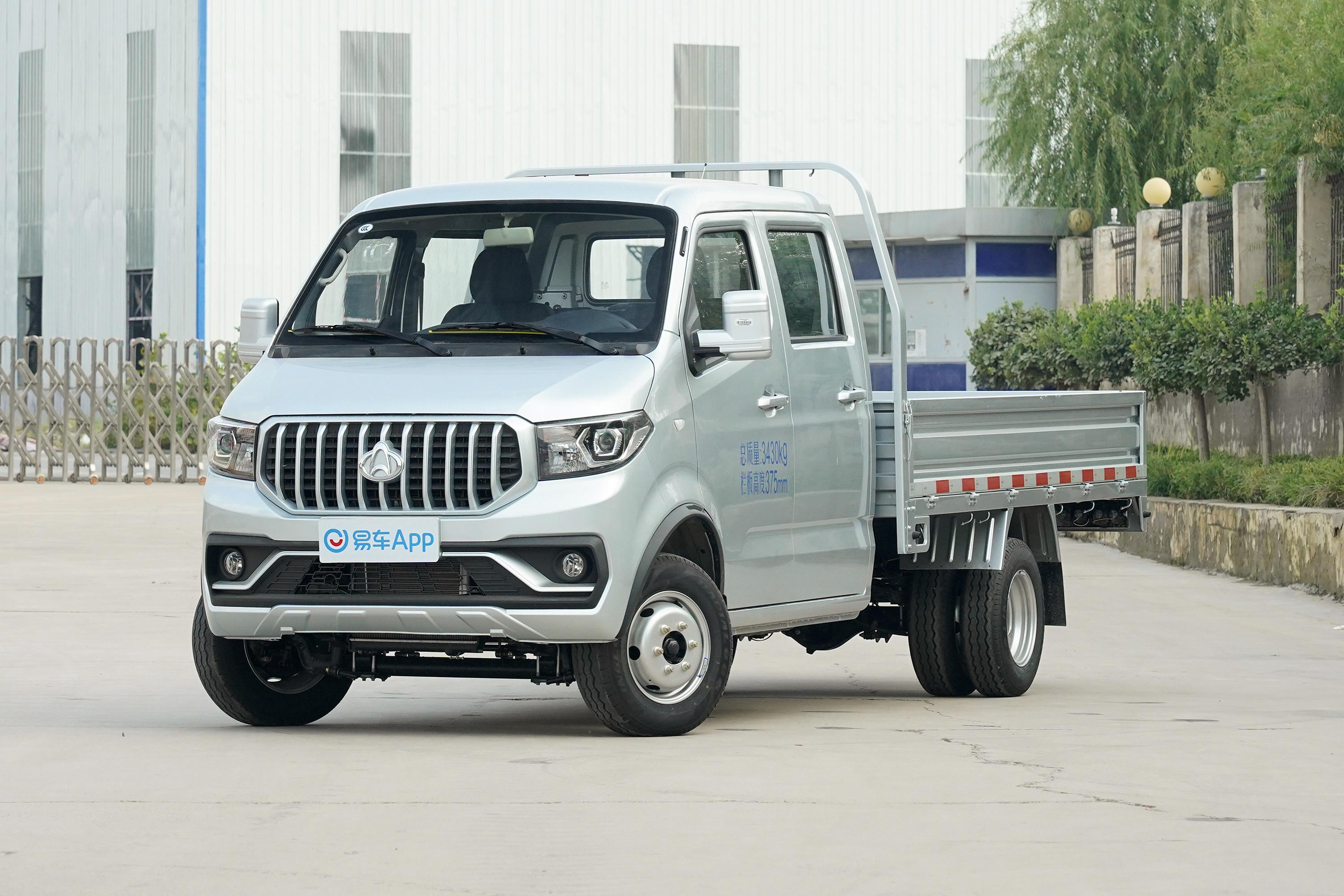 2021款 神骐t30 1.6l 手动 双排 3.01米标准车 豪华型外观