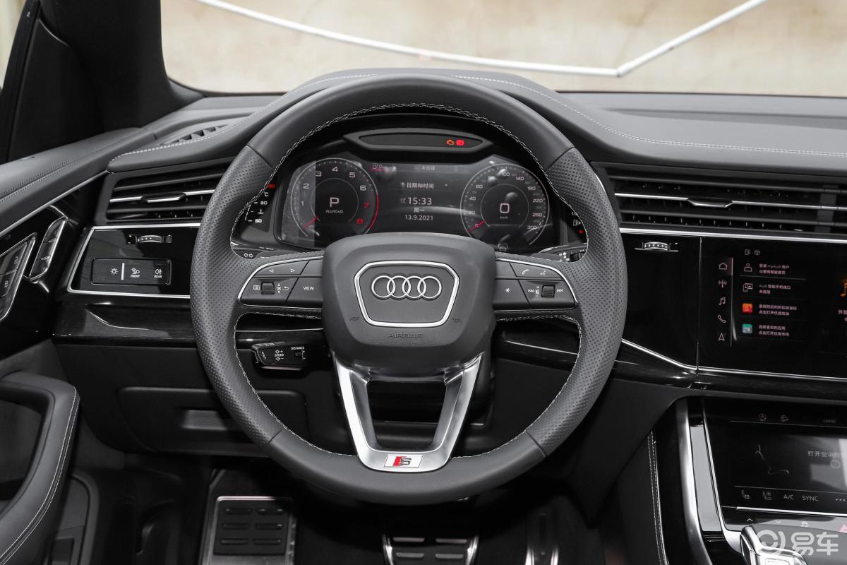 【奥迪q82022款55 tfsi quattro 尊享动感型方向盘汽车图片-汽车图片