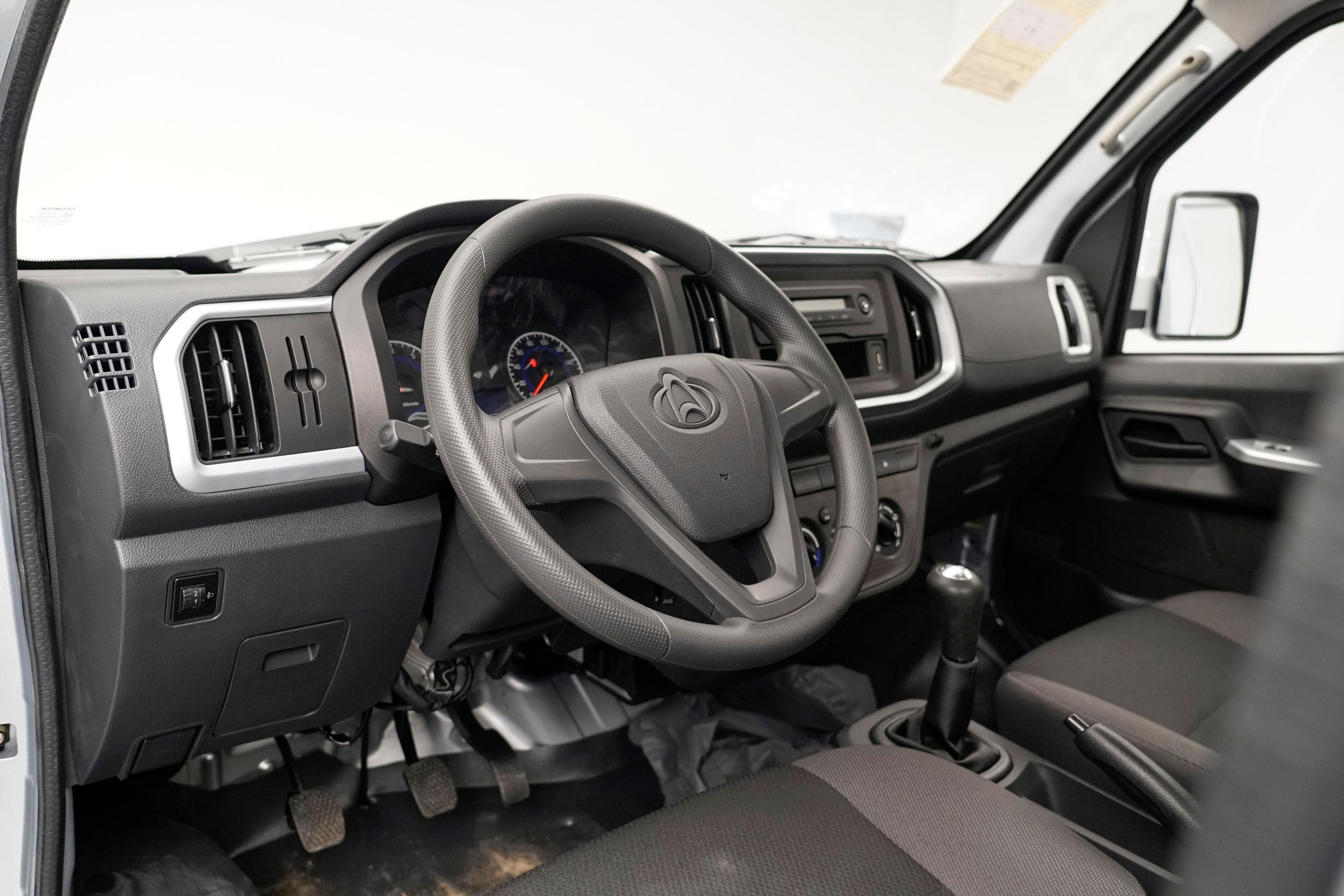 2021款 神骐t30 1.6l 手动 单排 3.6米标准车 舒适型内饰