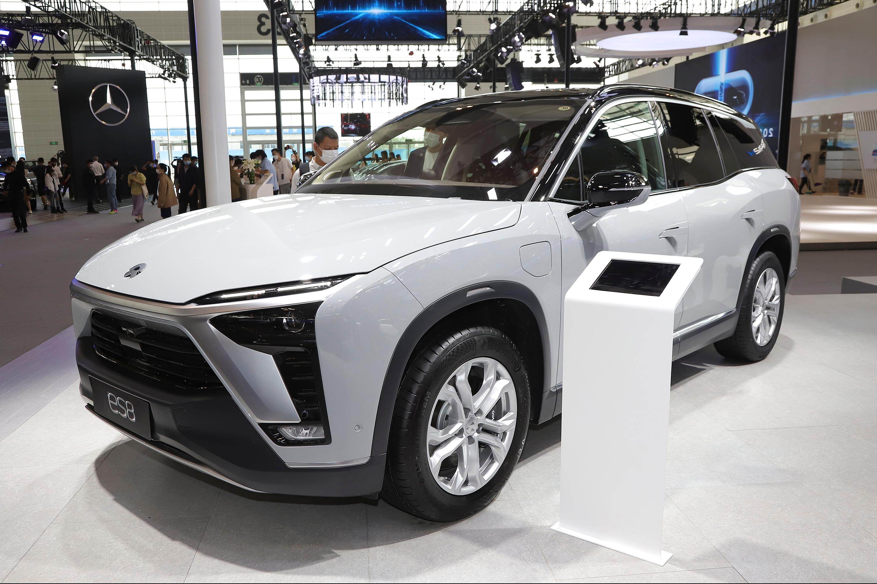 【2020款 蔚来es8 450km 基准版 7座汽车报价_图片_参数配置】-易车