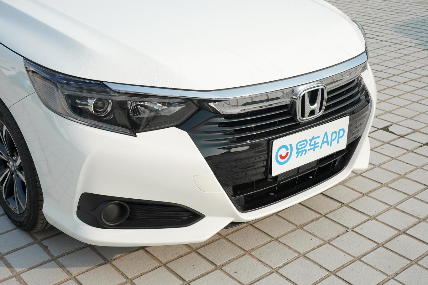 【凌派180TURBO CVT 舒适版前格栅侧俯拍图片-汽车图片大全】-易车