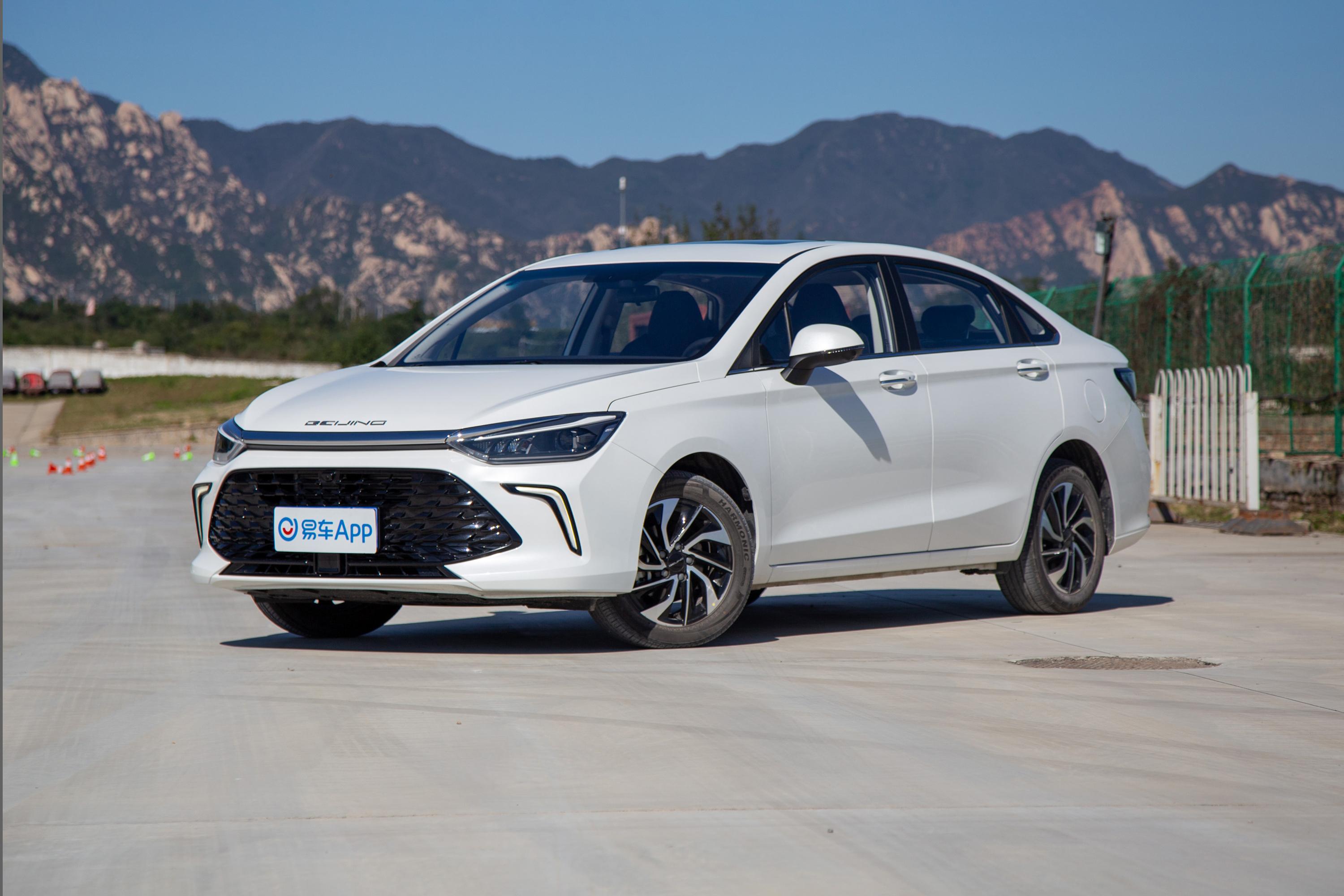 2021款北京u5plus15lcvt尊贵版