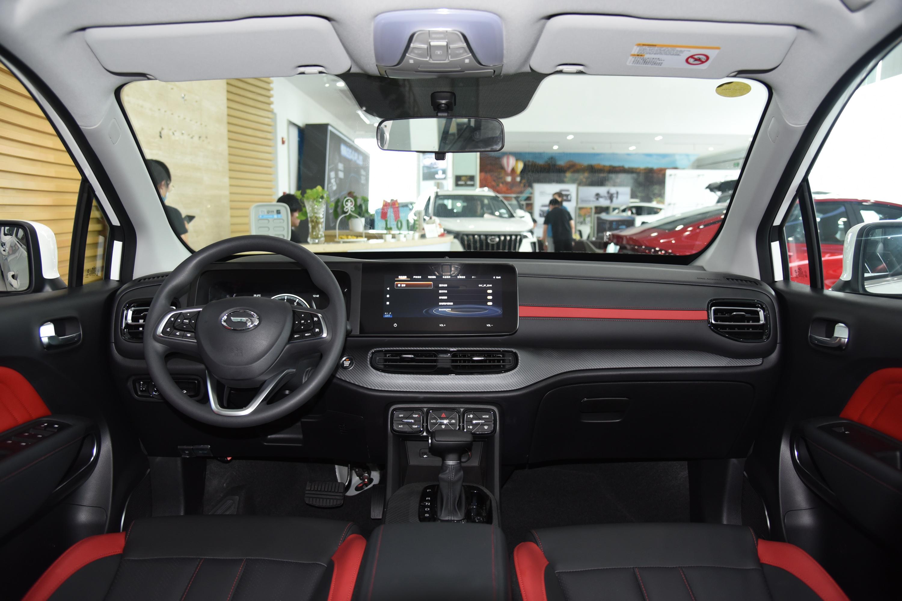 2021款 传祺gs3 power 270t 手自一体 红动版内饰