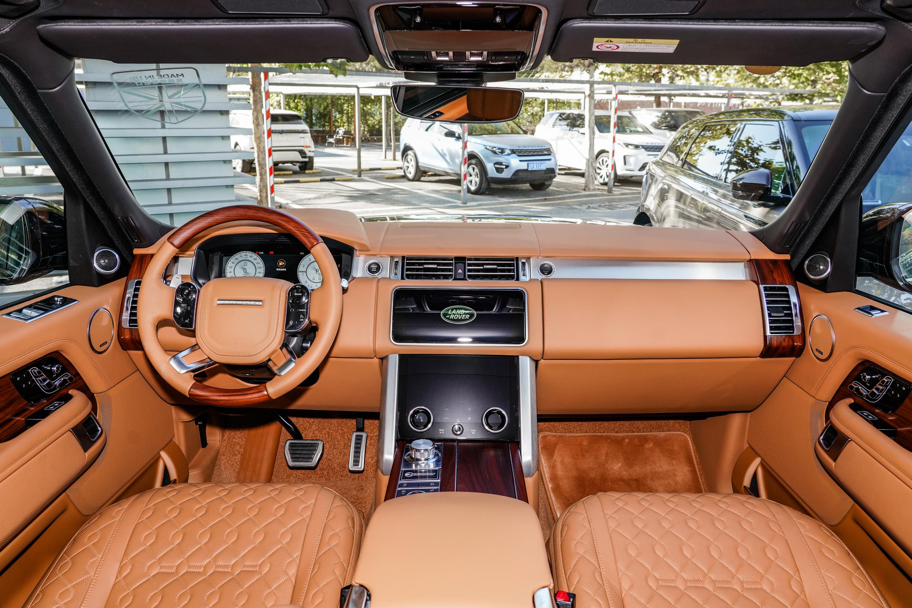 2021款 揽胜 5.0 v8 sva巅峰创世加长版内饰