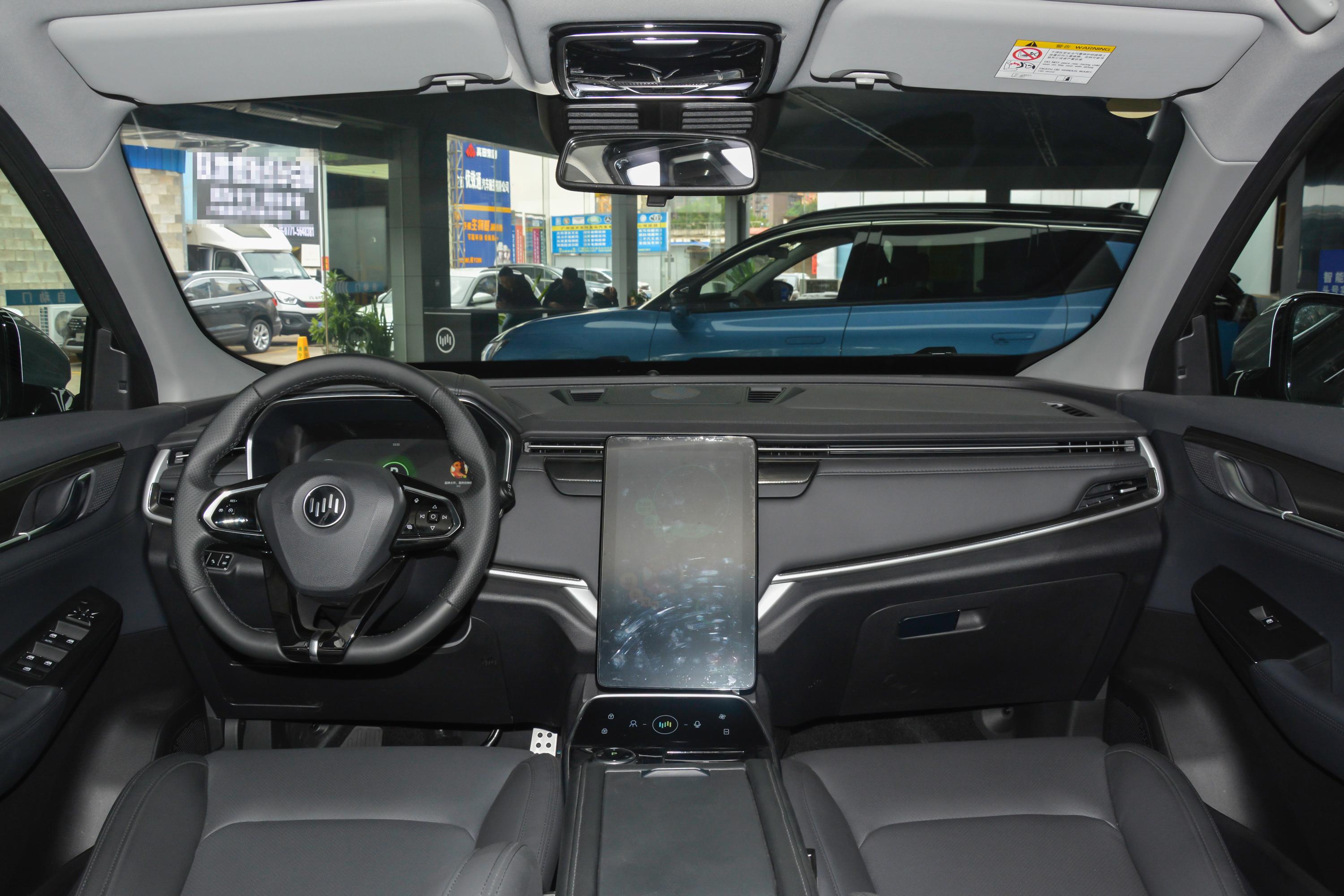 2020款威马ex6plus400极地版5座