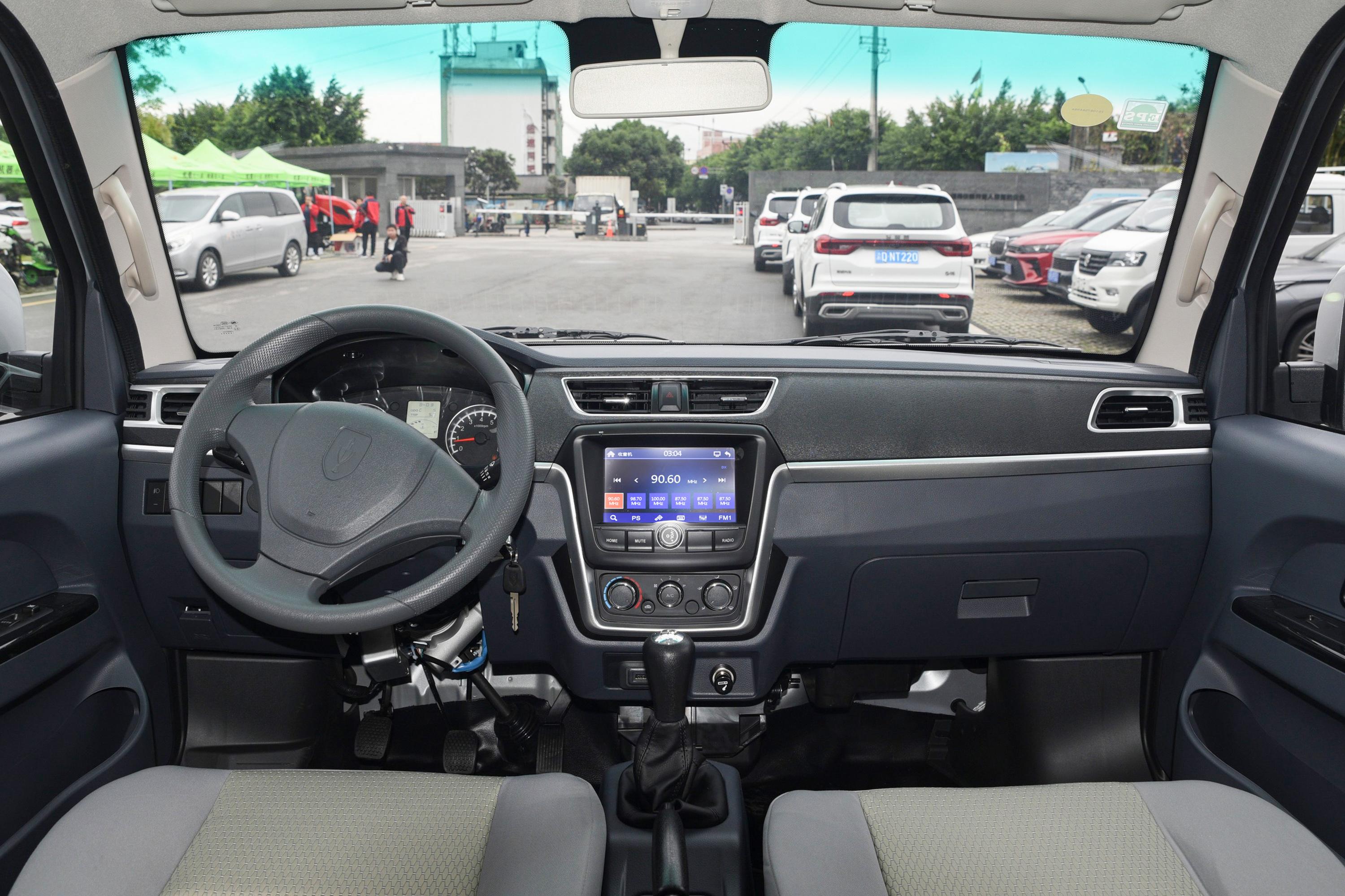 2022款金杯金卡s3216l手动双排栏板舒适型255米