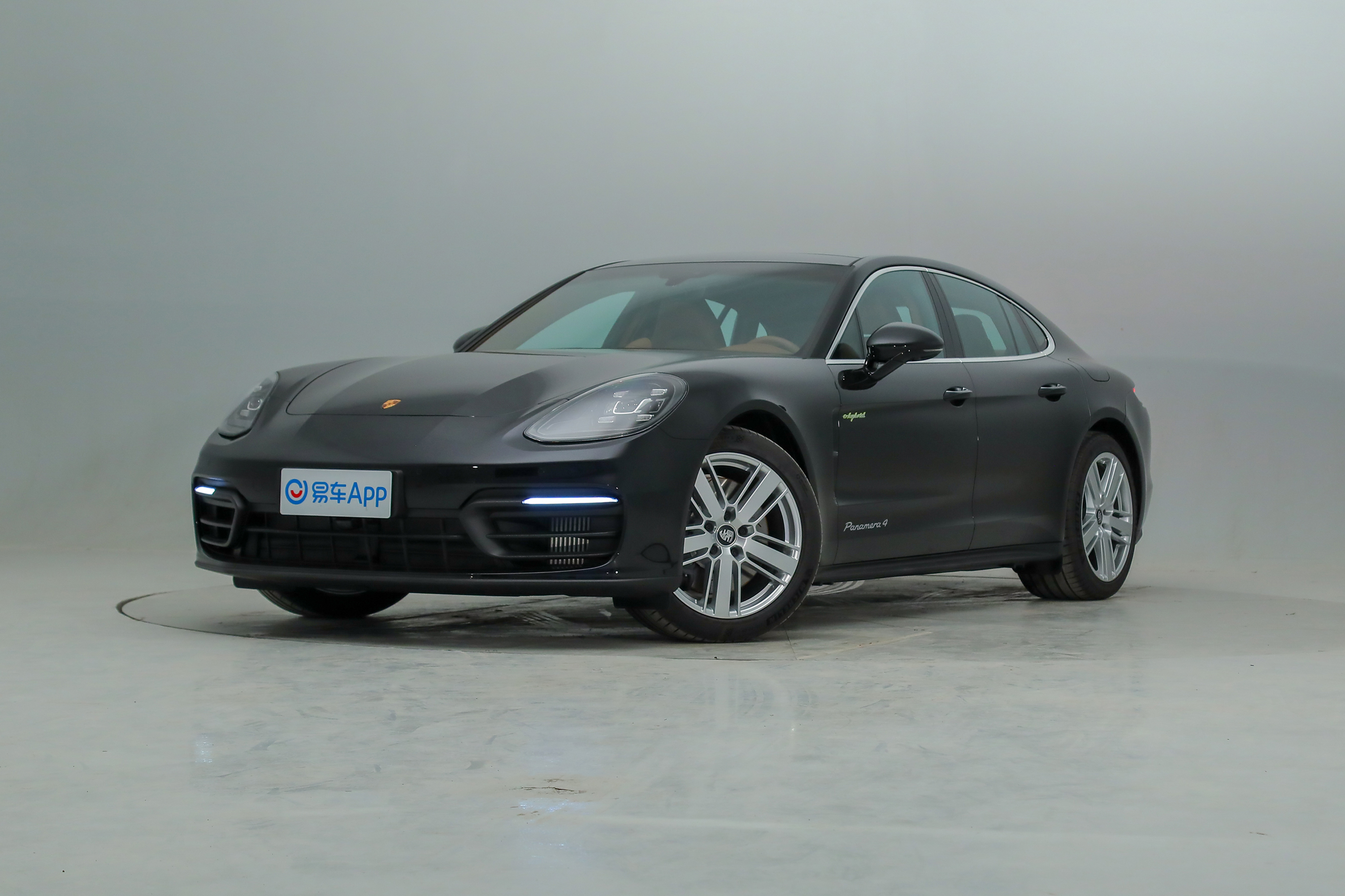 2021款panamera插电混动panamera4sehybrid行政加长版