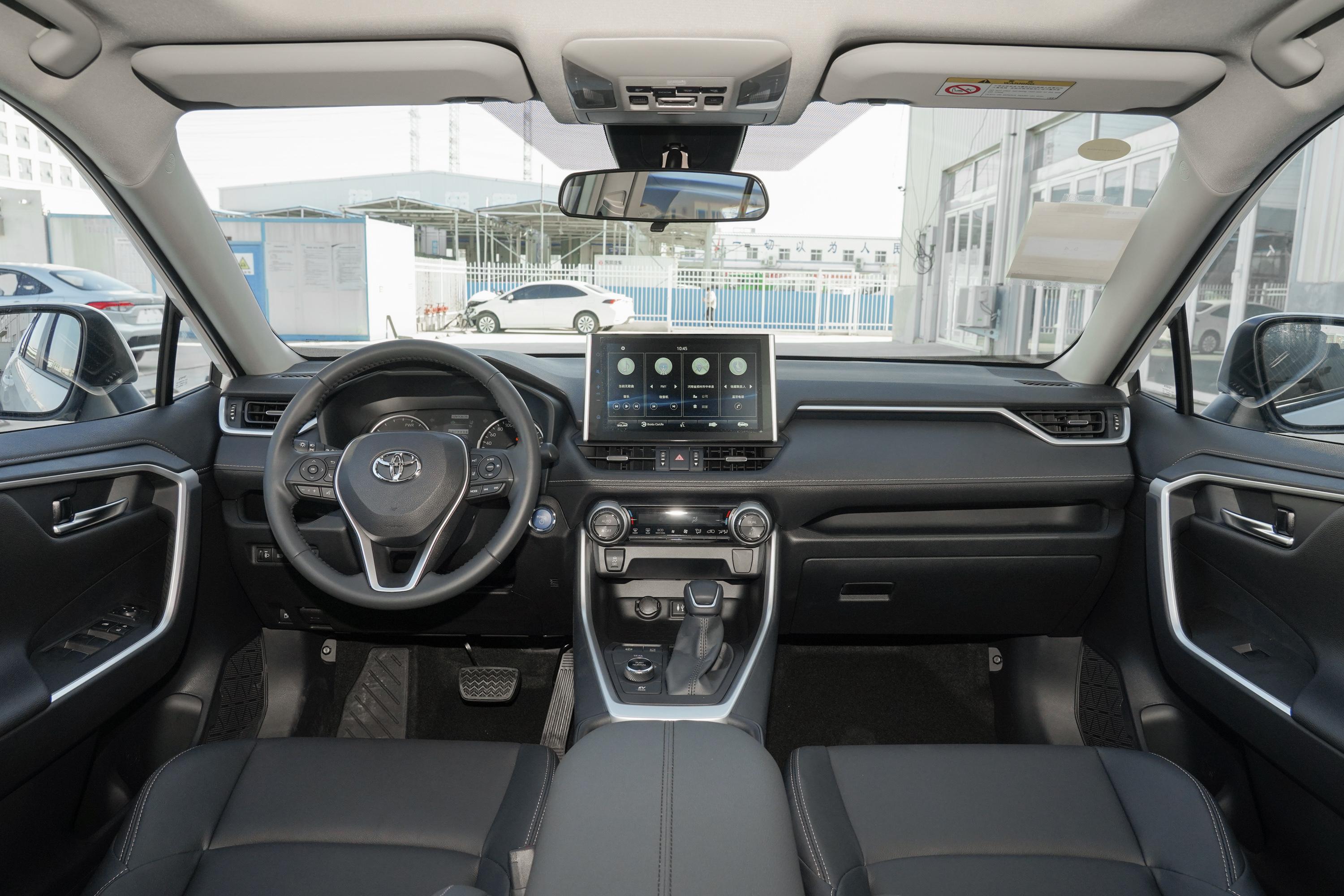 2022款 威兰达 双擎 2.5l e-cvt 四驱 豪华版内饰