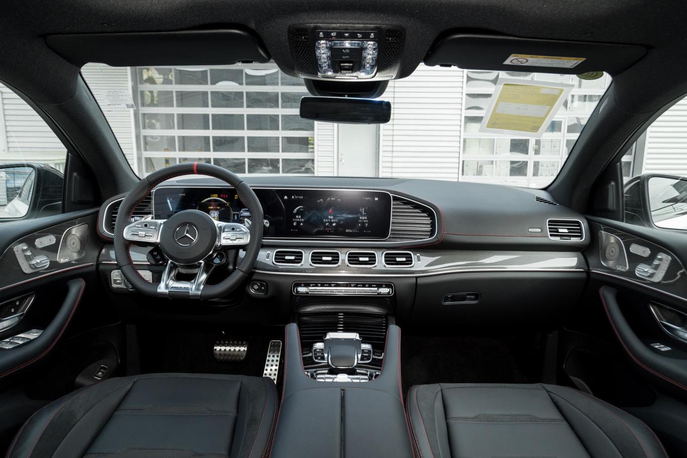奔驰gle轿跑 amgamg gle 53 4matic  轿跑suv内饰
