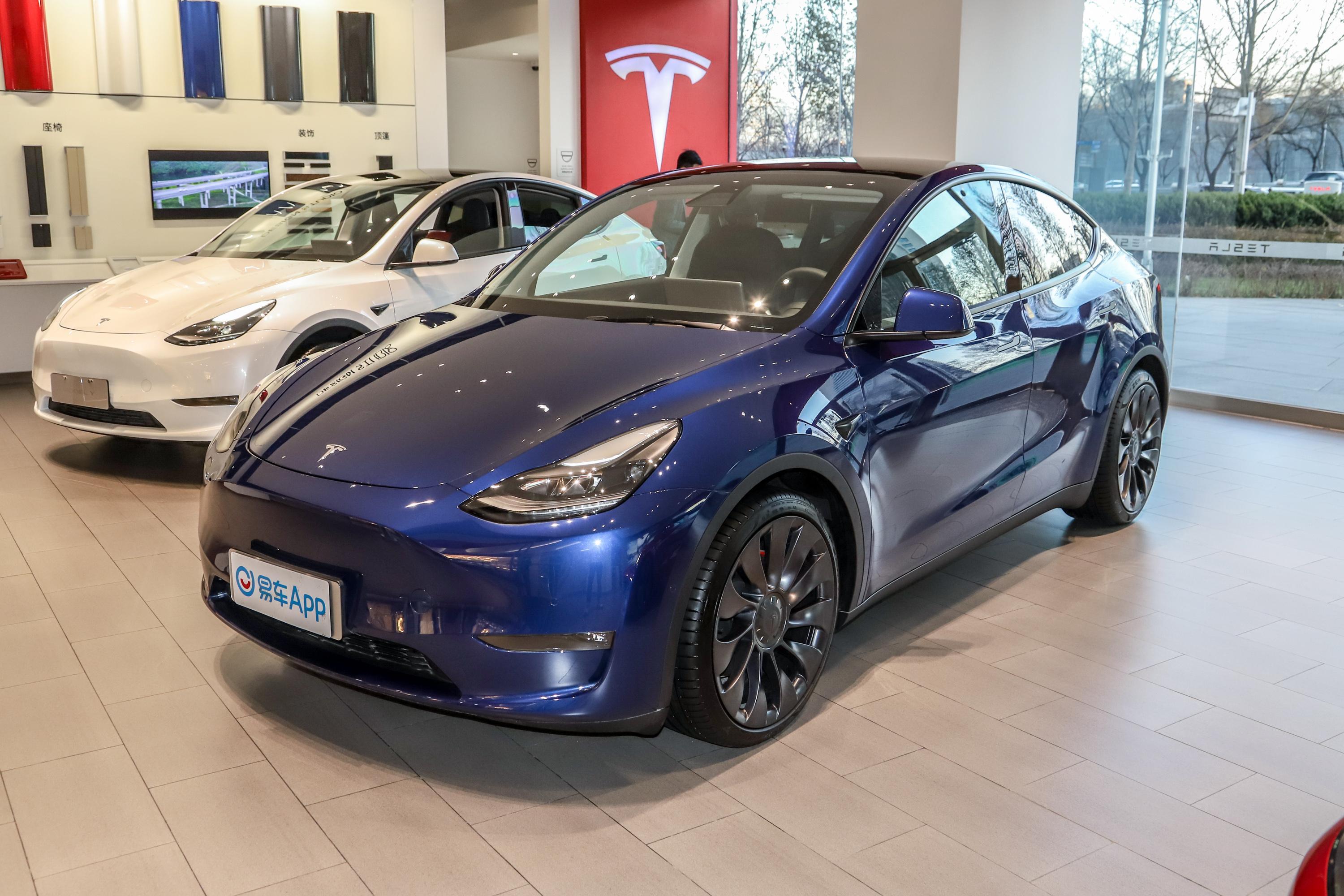 2021款modelyperformance高性能全轮驱动版