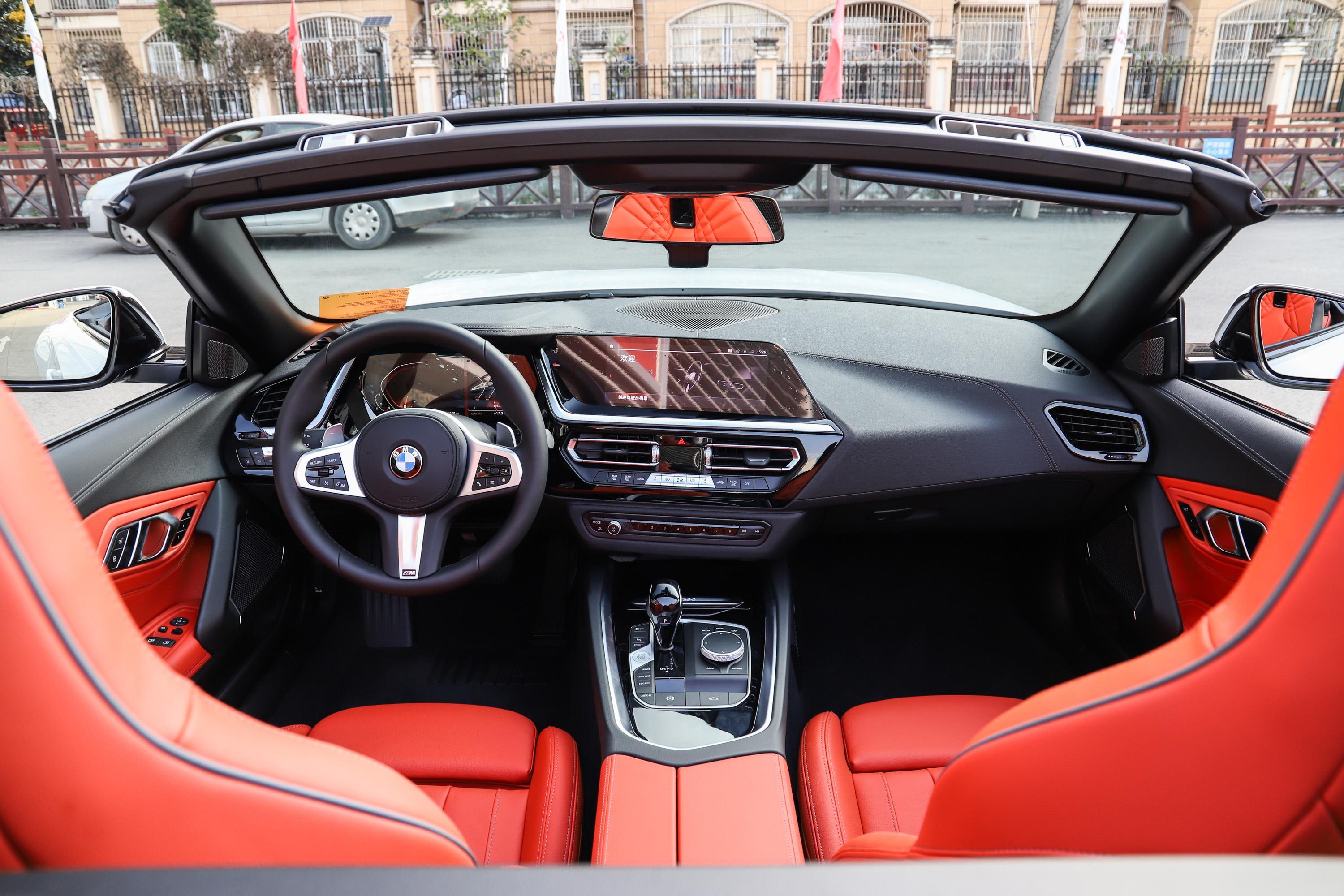 2022款 宝马z4 sdrive 25i m运动套装内饰