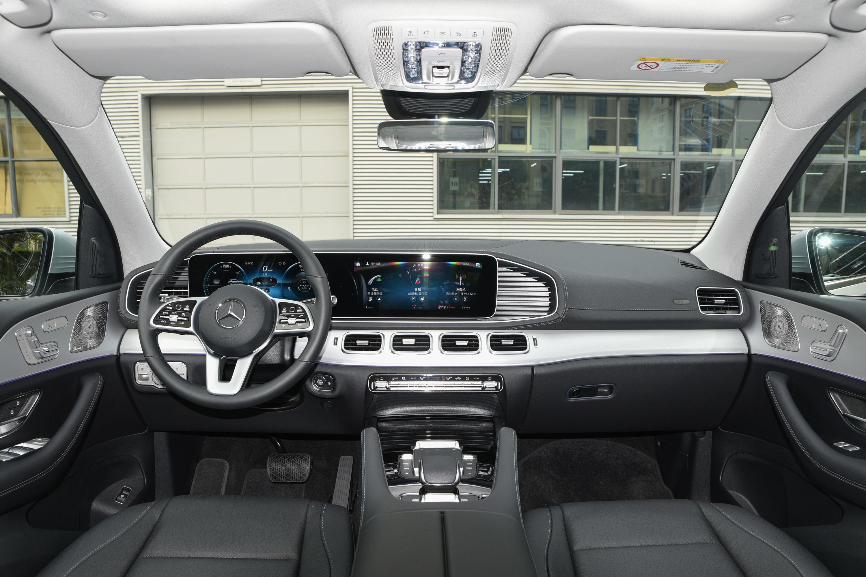 2022款 奔驰gle gle 450 4matic 时尚型内饰