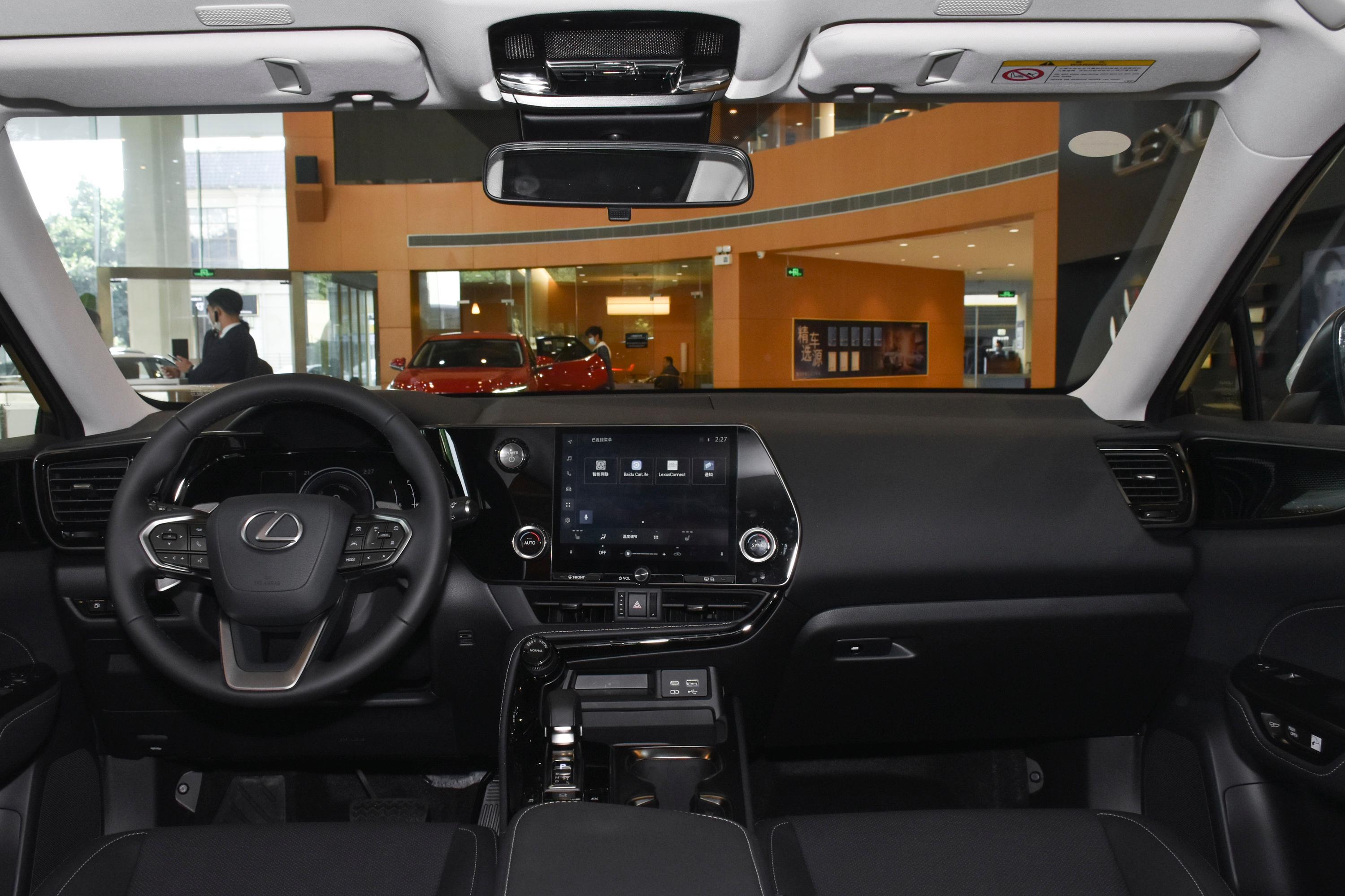 2022款 雷克萨斯nx 350h 两驱创悦版内饰