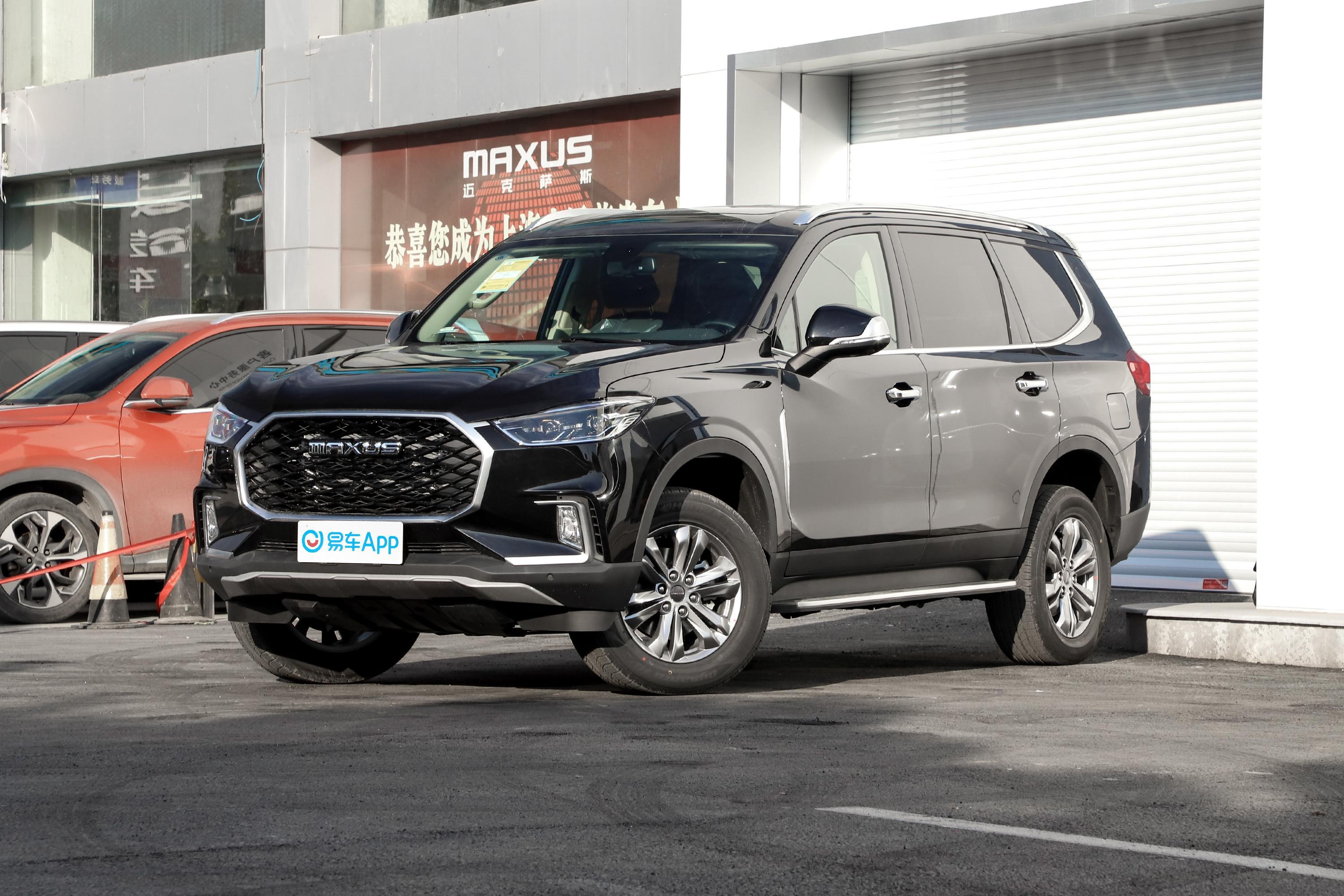 2021款上汽大通maxusd90pro20t手自一体两驱豪华版7座汽油