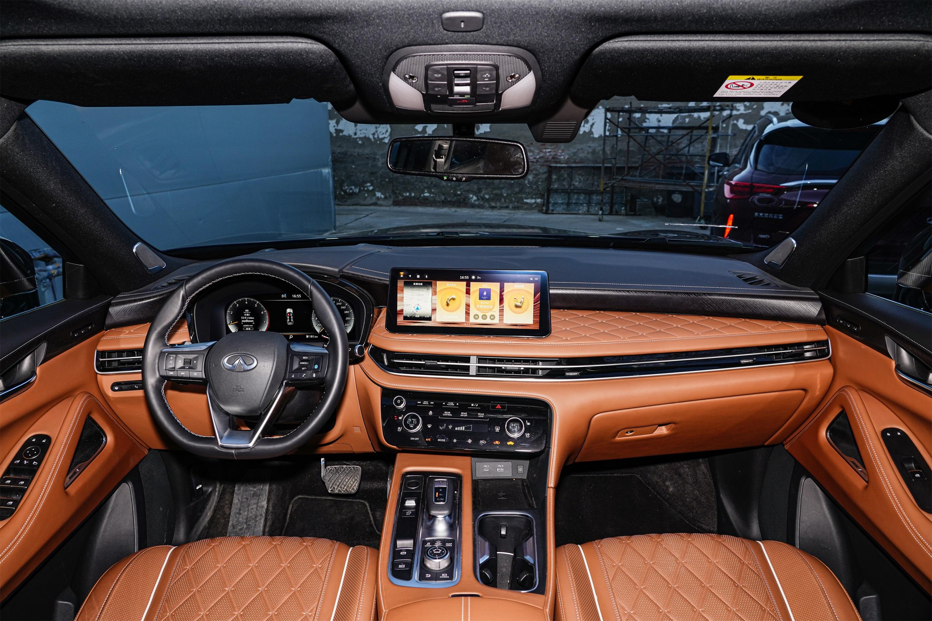 2022款 英菲尼迪qx60 2.0t 手自一体 四驱 旗舰版内饰