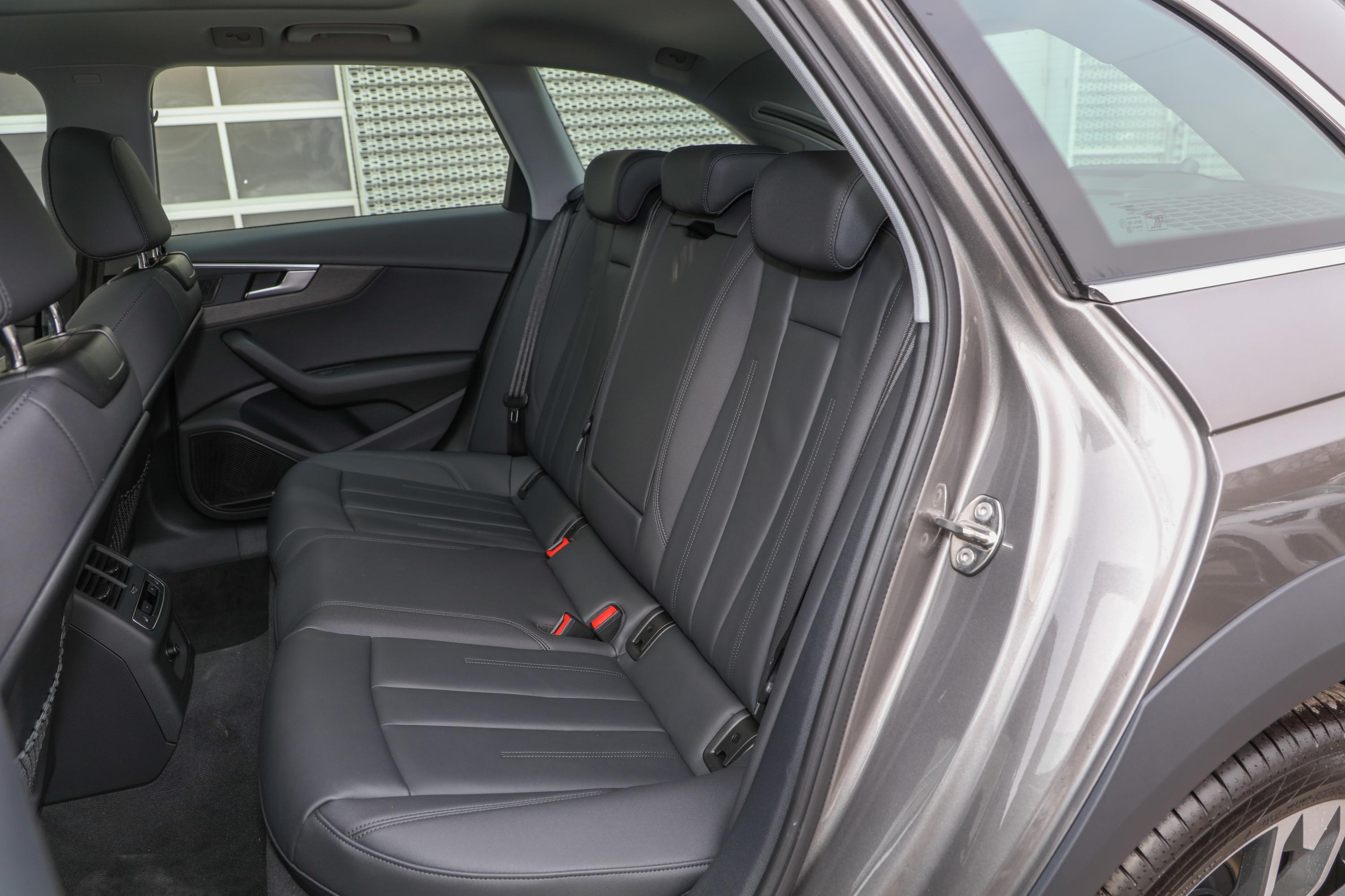 【2022款 奥迪a4(进口) allroad quattro 冰雪运动版汽车报价_图片