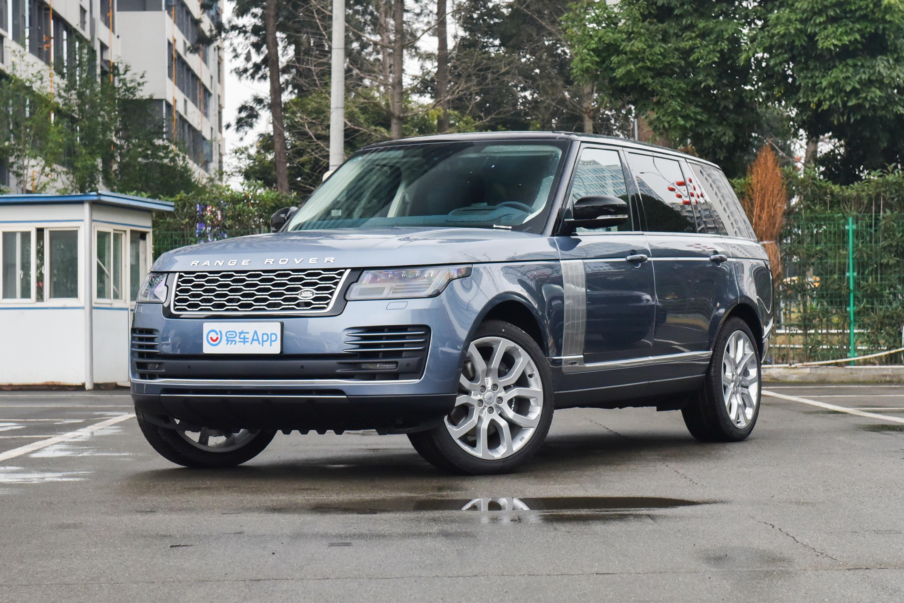 2022款揽胜30l6400ps传世加长经典版