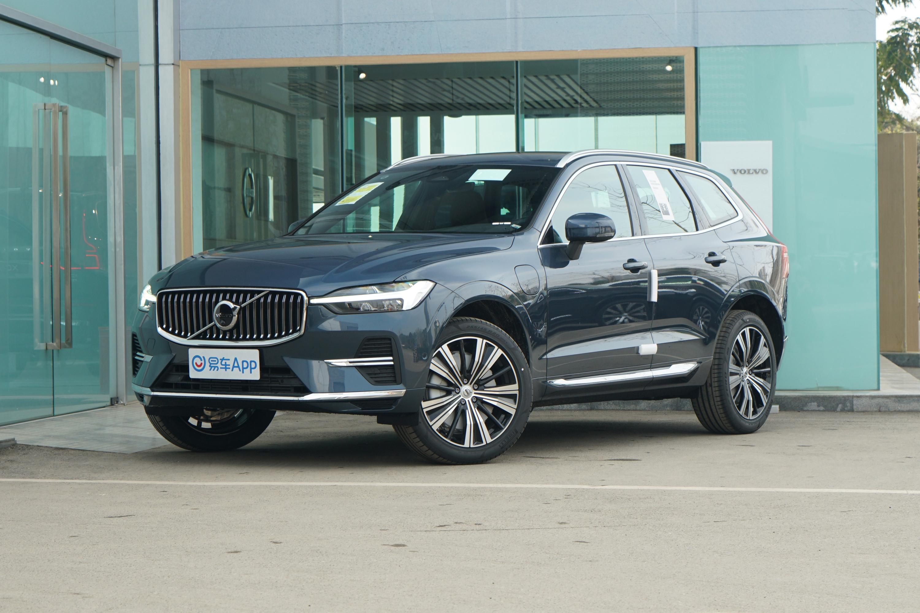 2022款沃尔沃xc60插电混动改款t8长续航智远豪华版