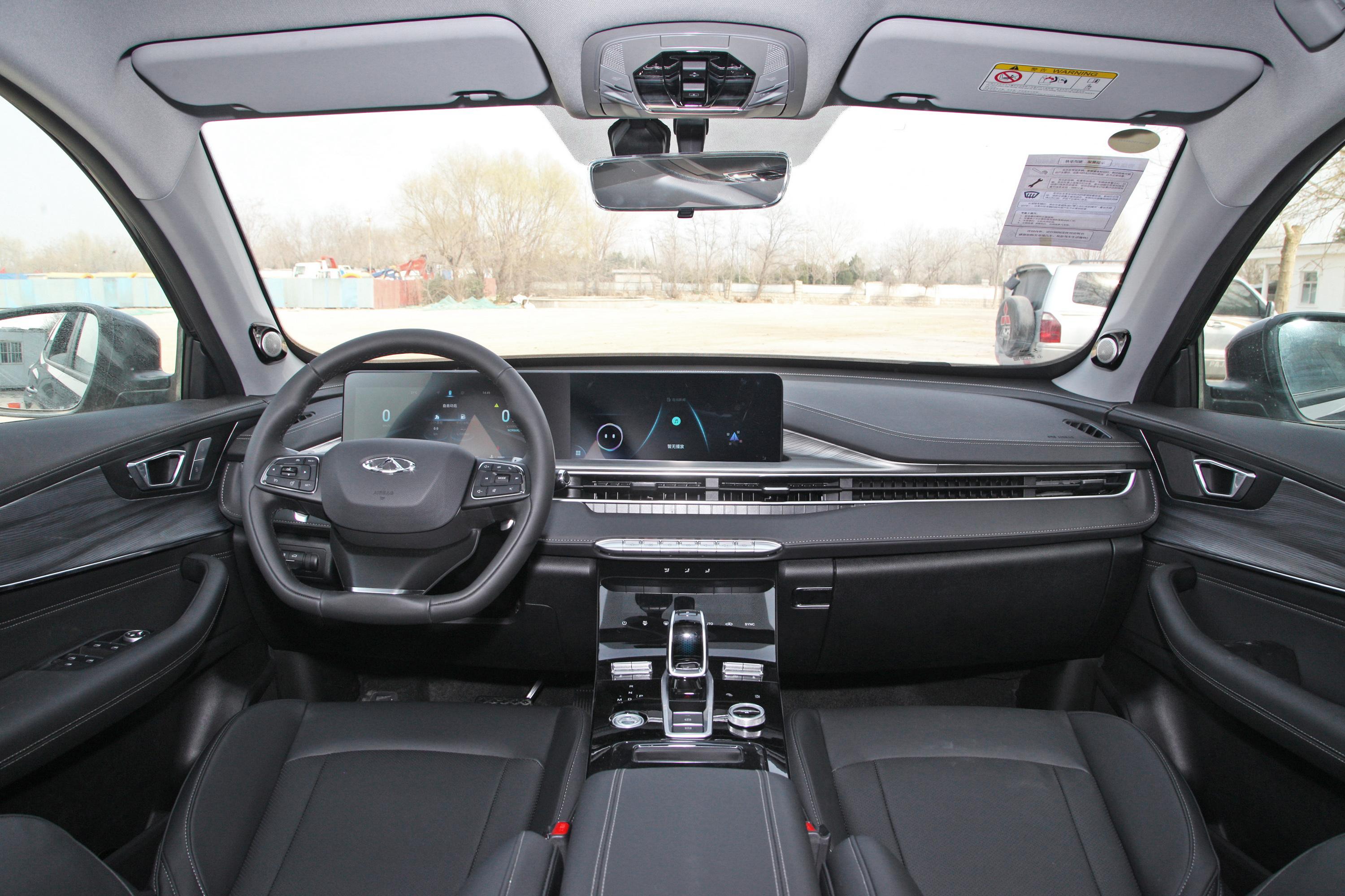 2022款 瑞虎8 plus 鲲鹏版 390tgdi 双离合 两驱 豪情版 内饰