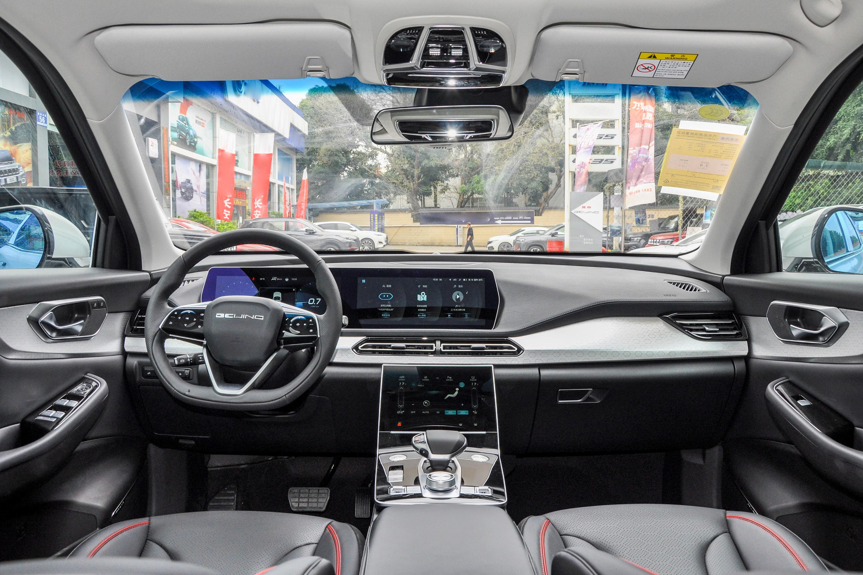2022款 北京x7 1.5td 双离合 致胜版内饰