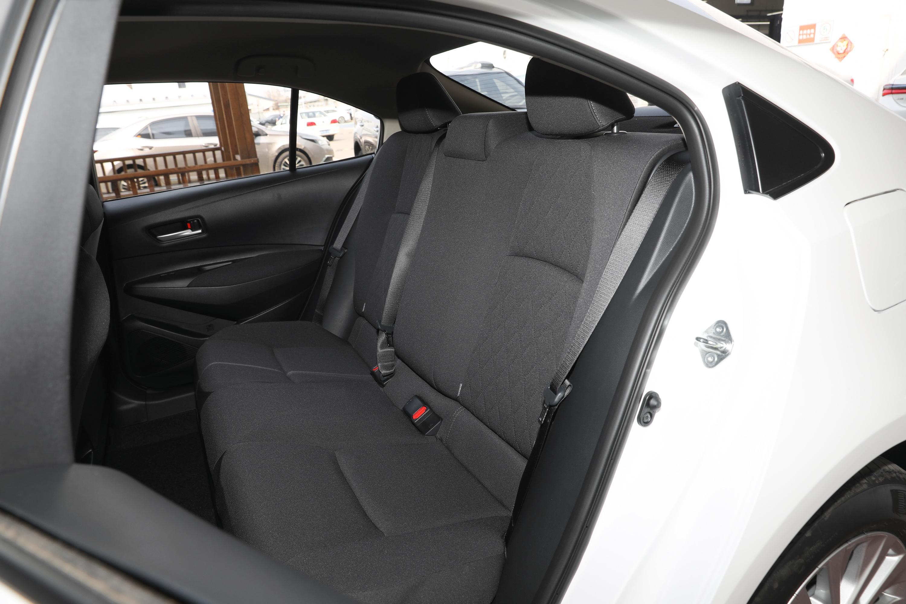 2022款卡罗拉双擎18lecvt先锋版