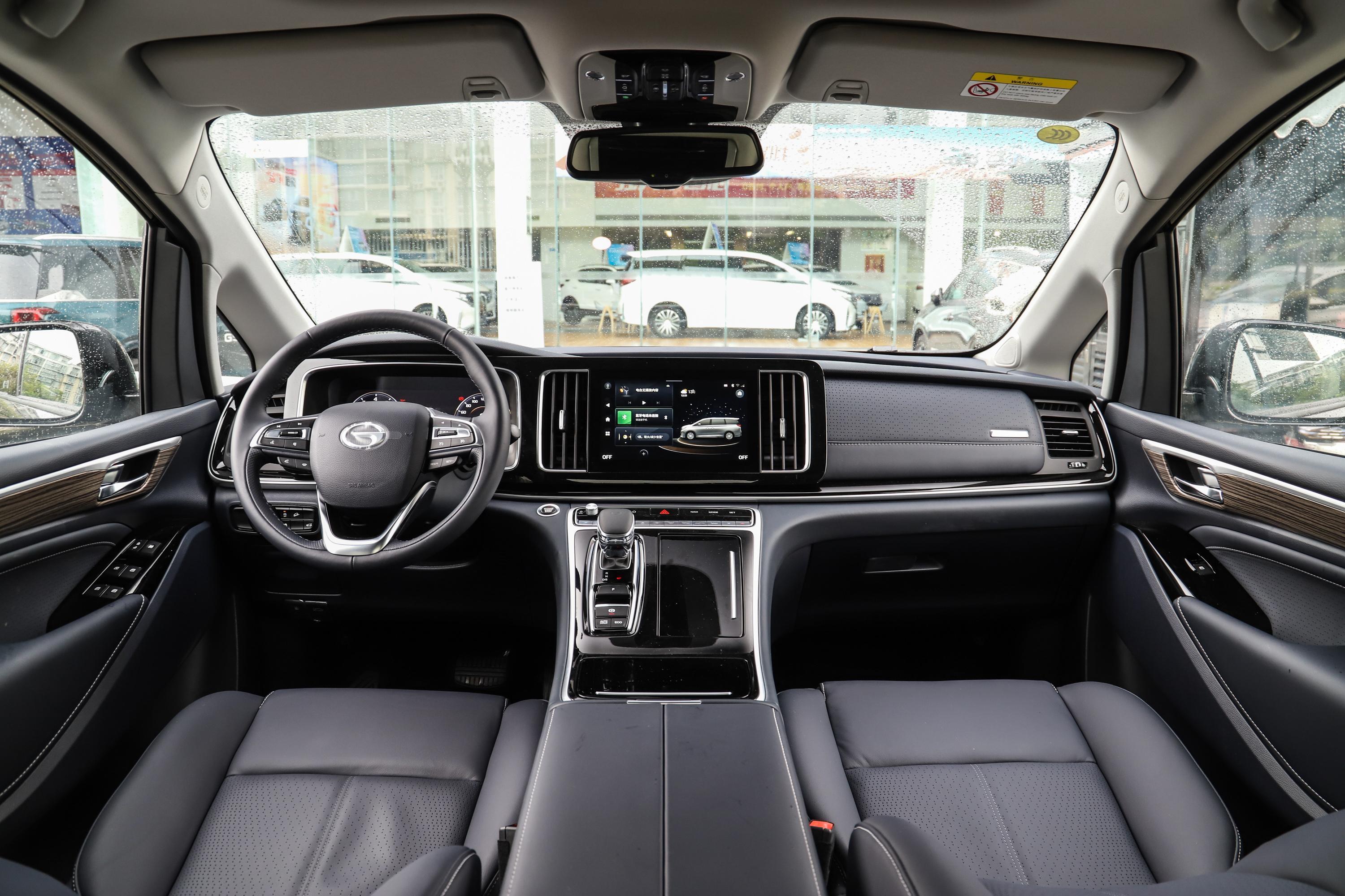 2021款 传祺m8 领秀系列 390t 尊贵福祉版内饰