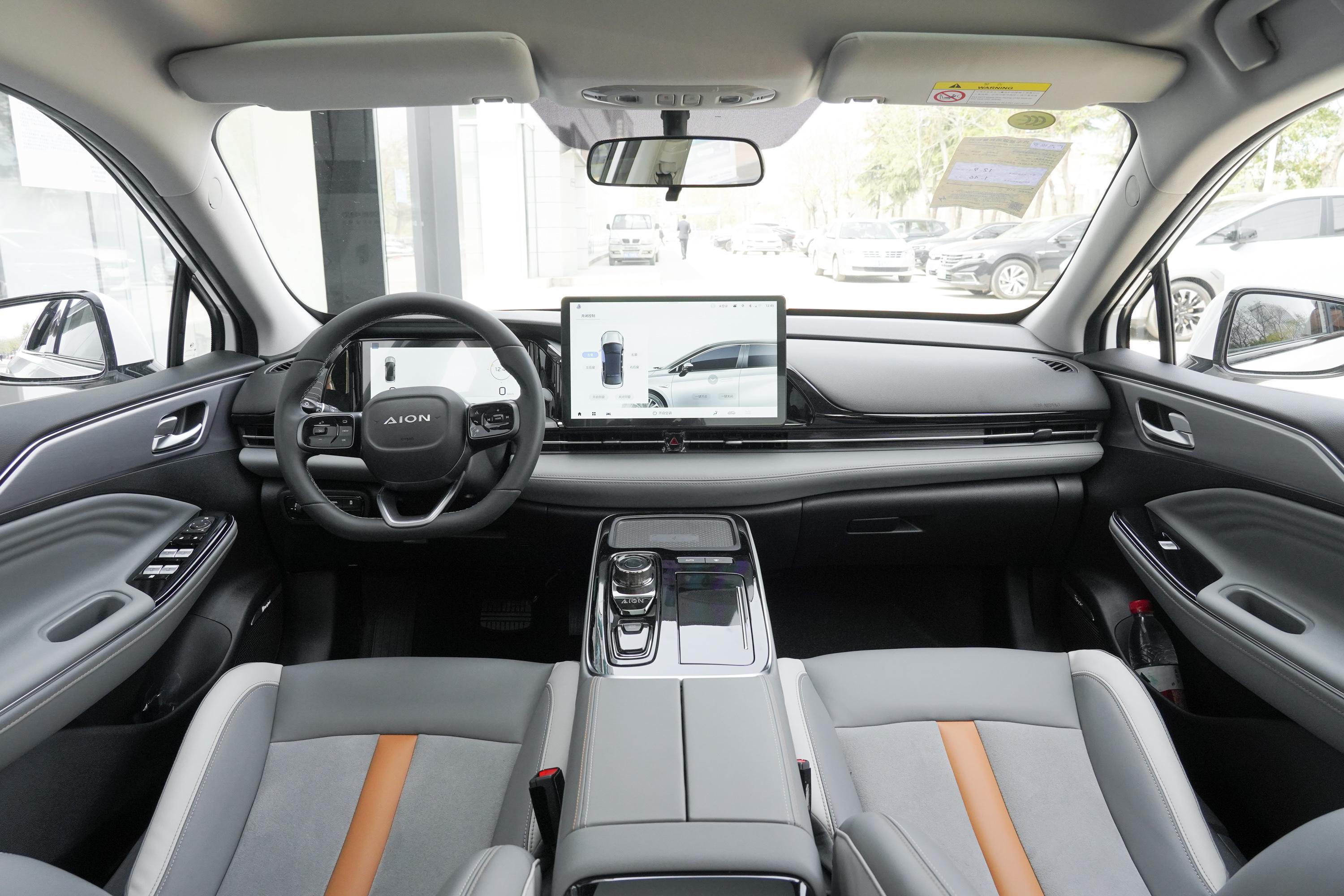 2022款 aion s plus 70 智领版内饰