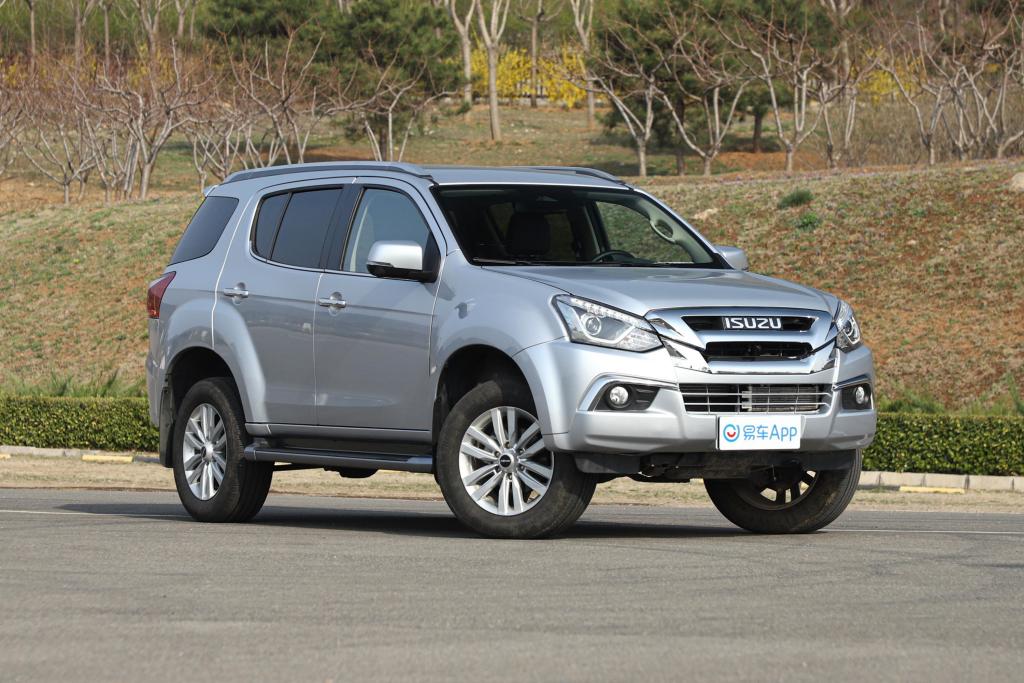 21:16:34五十铃mux dmax牧游侠瑞迈铃拓护板 底盘装素年说汽车2023-12